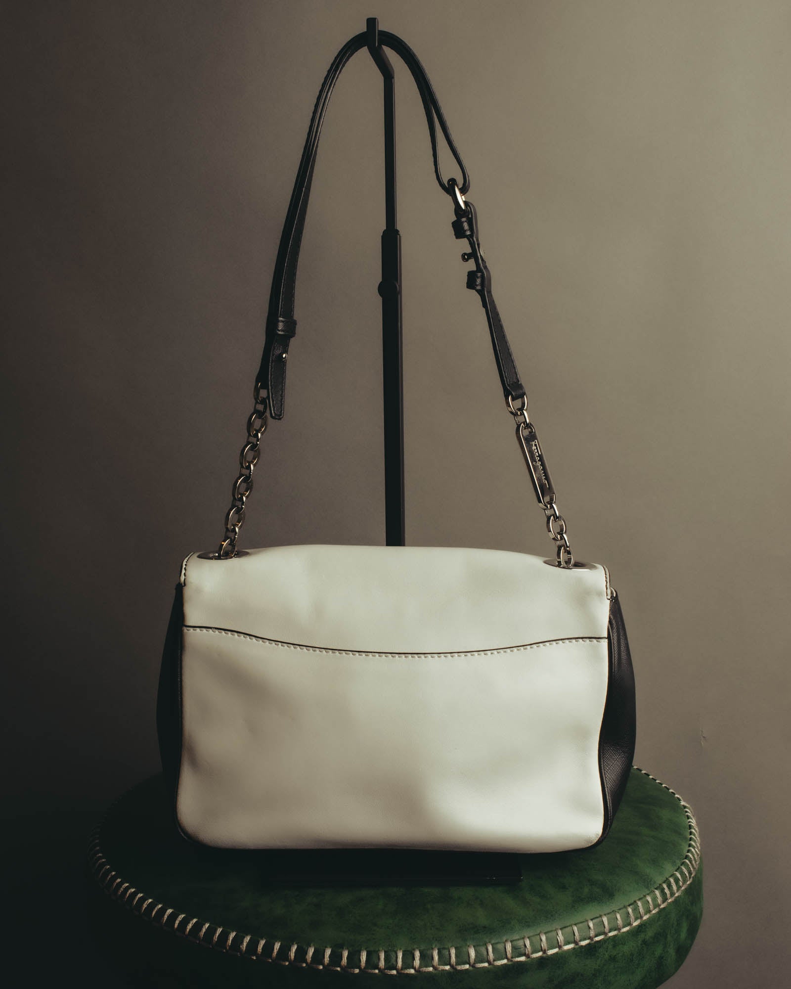 "Salvatore Ferragamo" 10's Bicolor leather chain shoulder bag