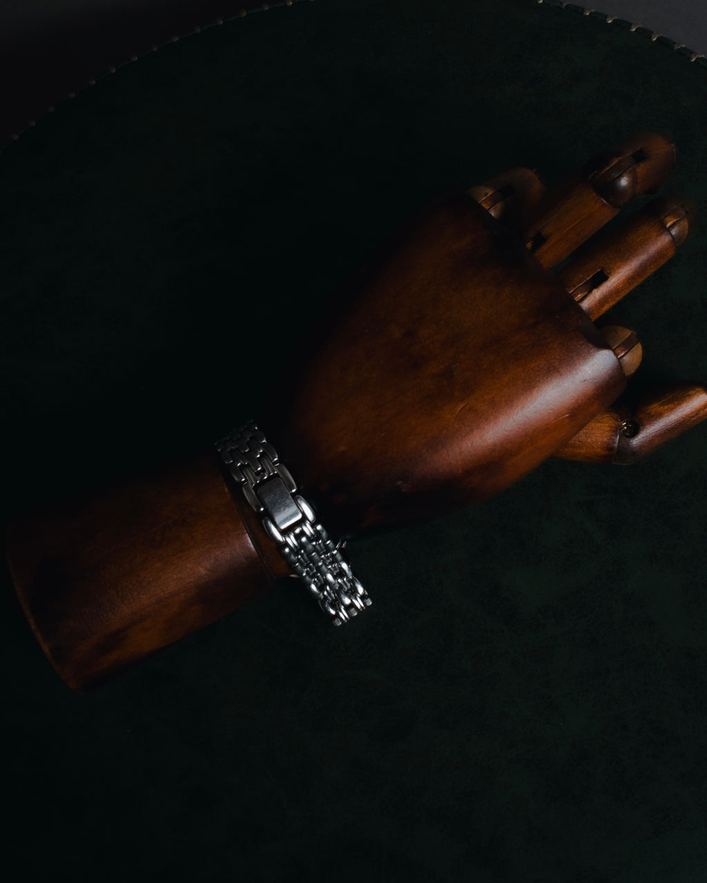 "Yves Saint Laurent" 90’s classically proportioned bracelet dress watch