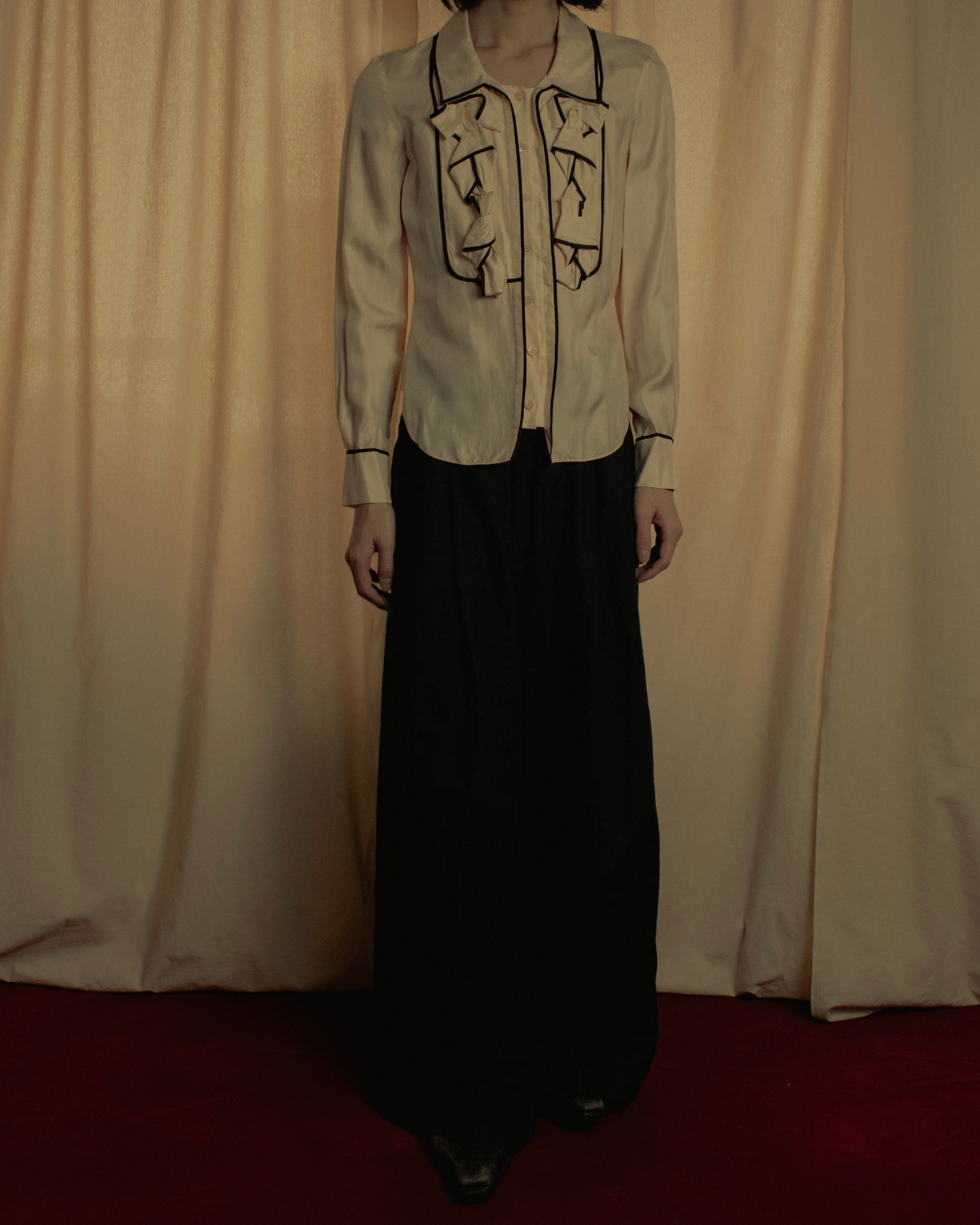 "CELINE" 00’s Piped ruffle silk blouse