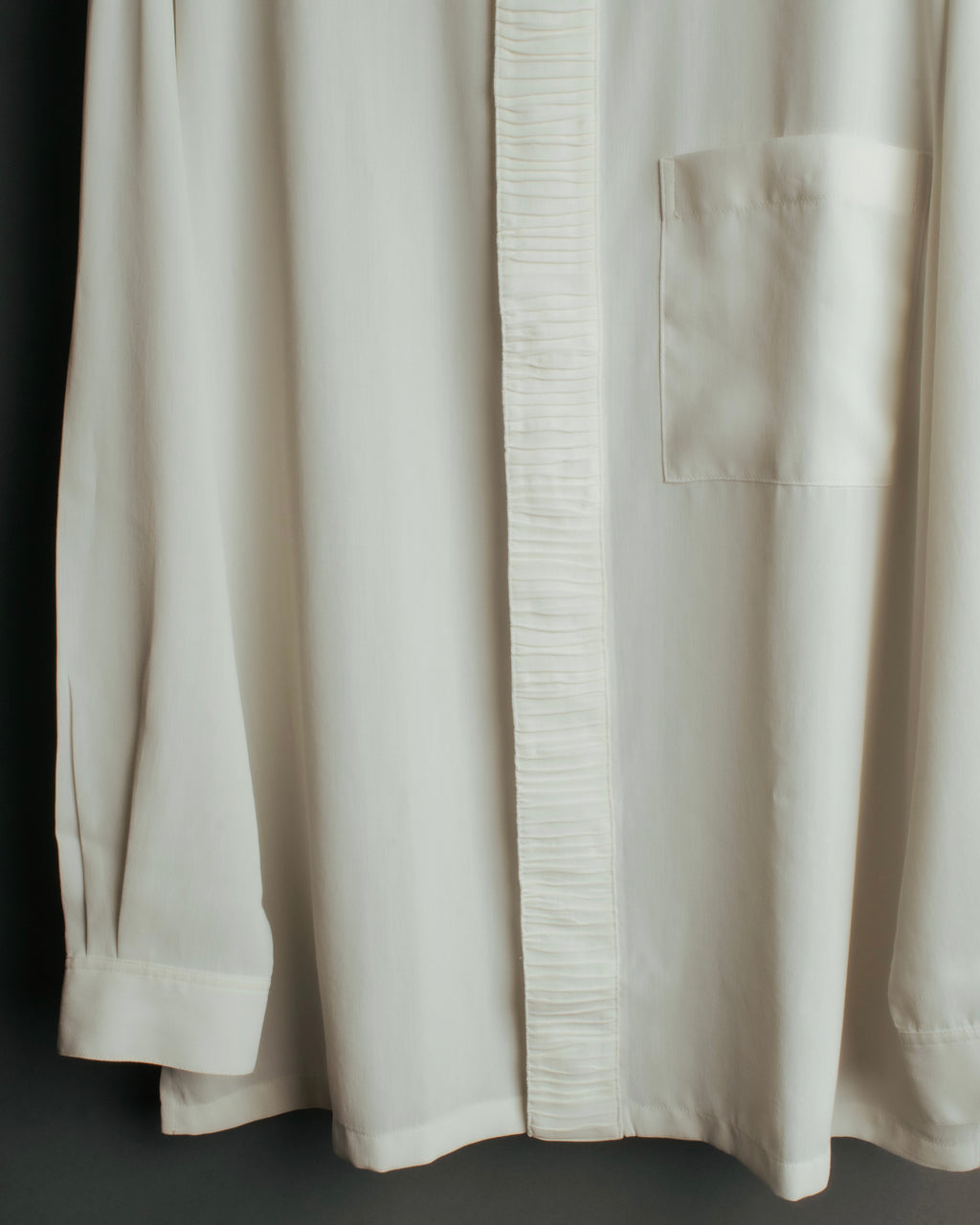 “UMBERTO GINOCCHIETTI“ 80’s-90’s pleated front ivory dress shirt