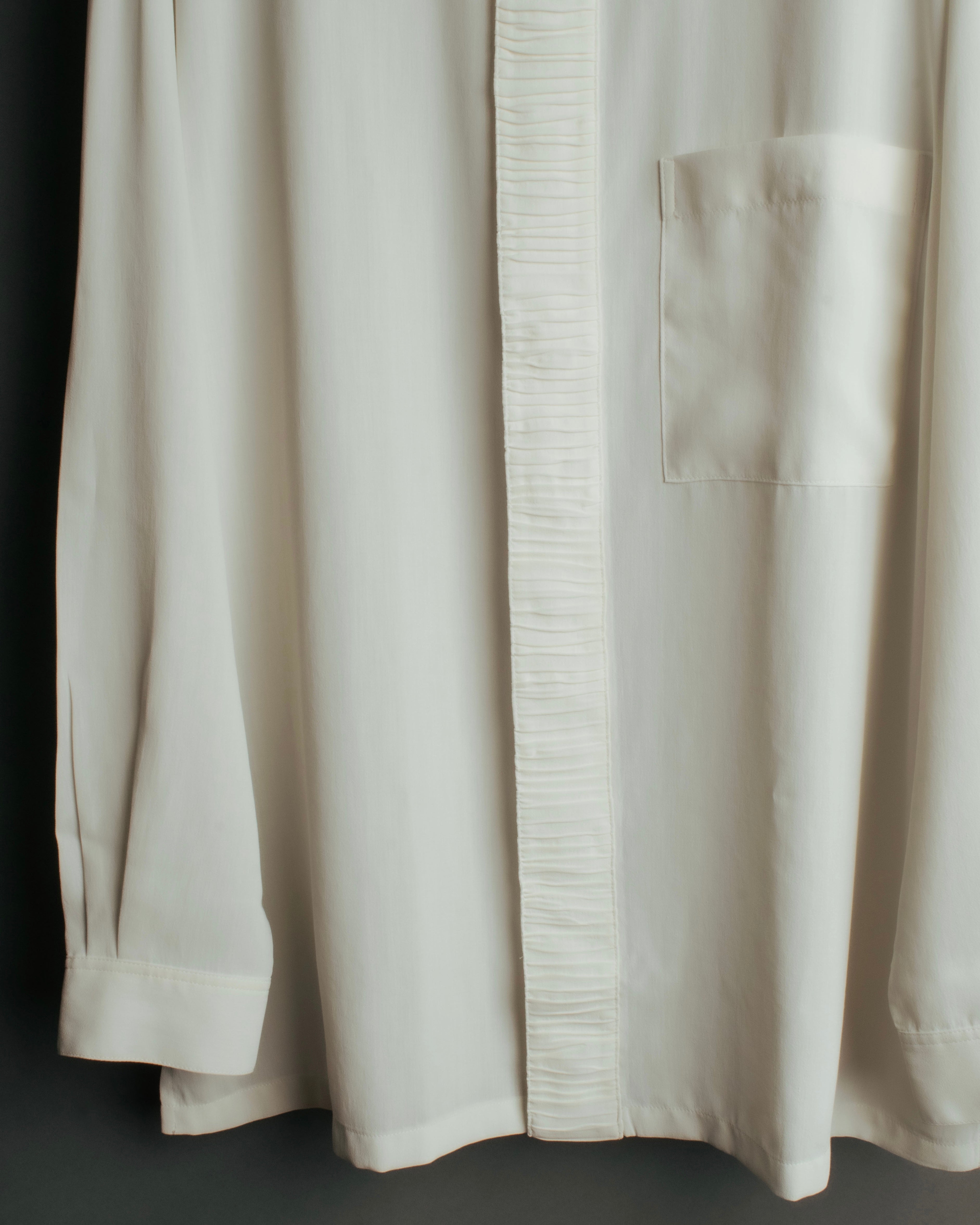 “UMBERTO GINOCCHIETTI“ 80’s-90’s pleated front ivory dress shirt