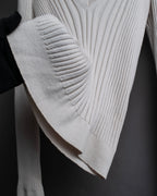 "MAISON MARGIELA" 18AW Ribbed shaped V-neck knit