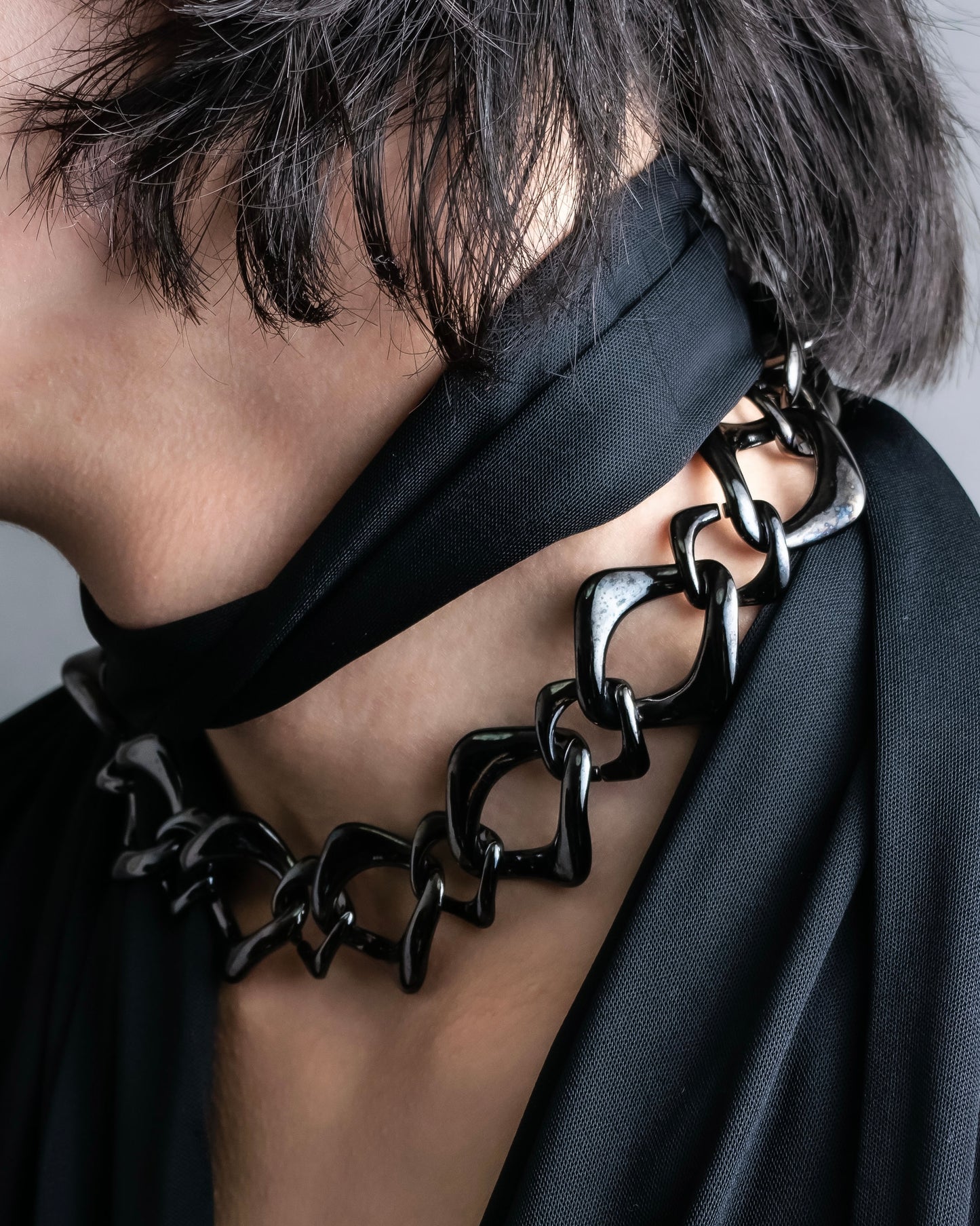 "YVES SAINT LAURENT" Twisted details mode style necklace