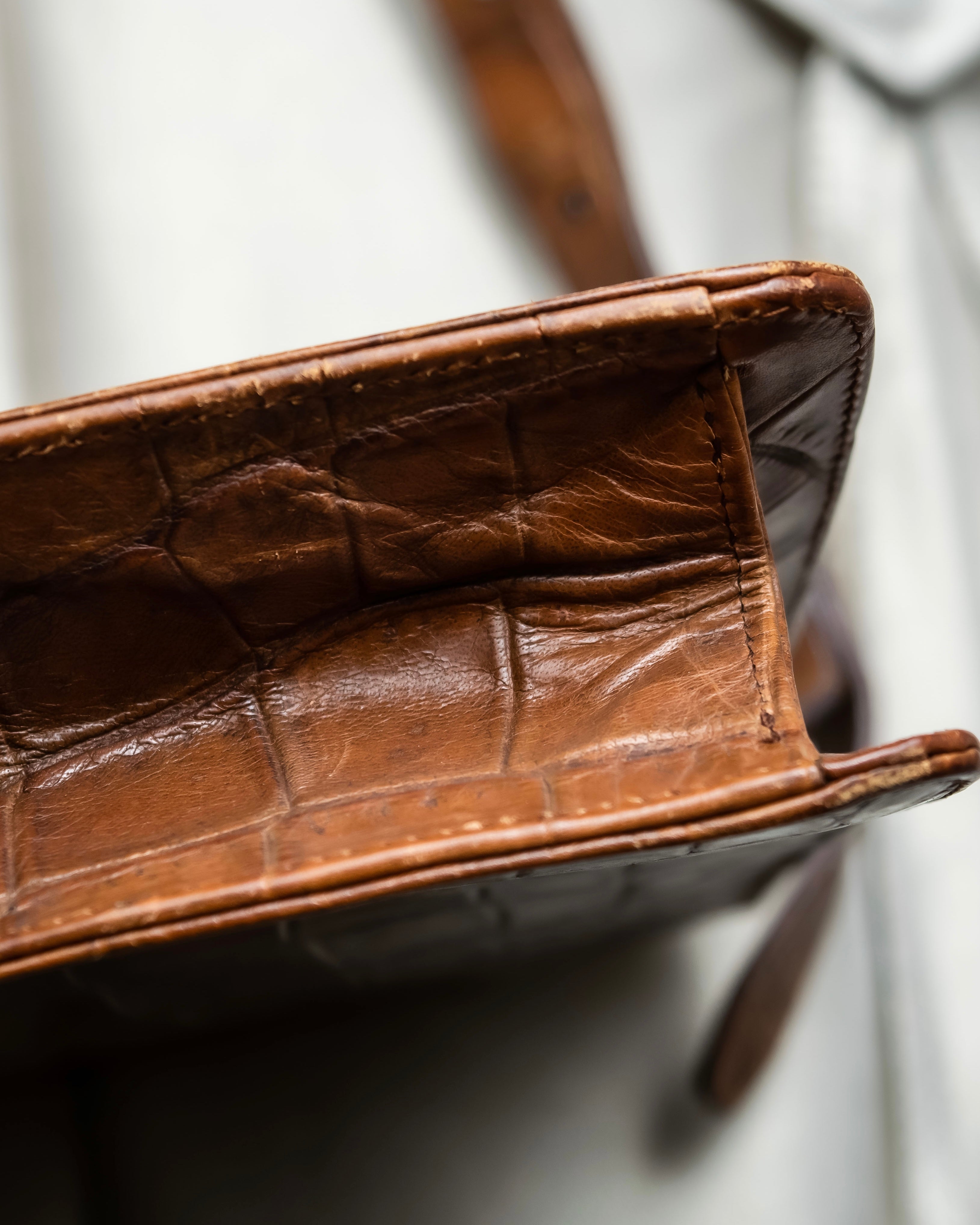 "GIORGIO ARMANI" crocodile leather box shoulder bag