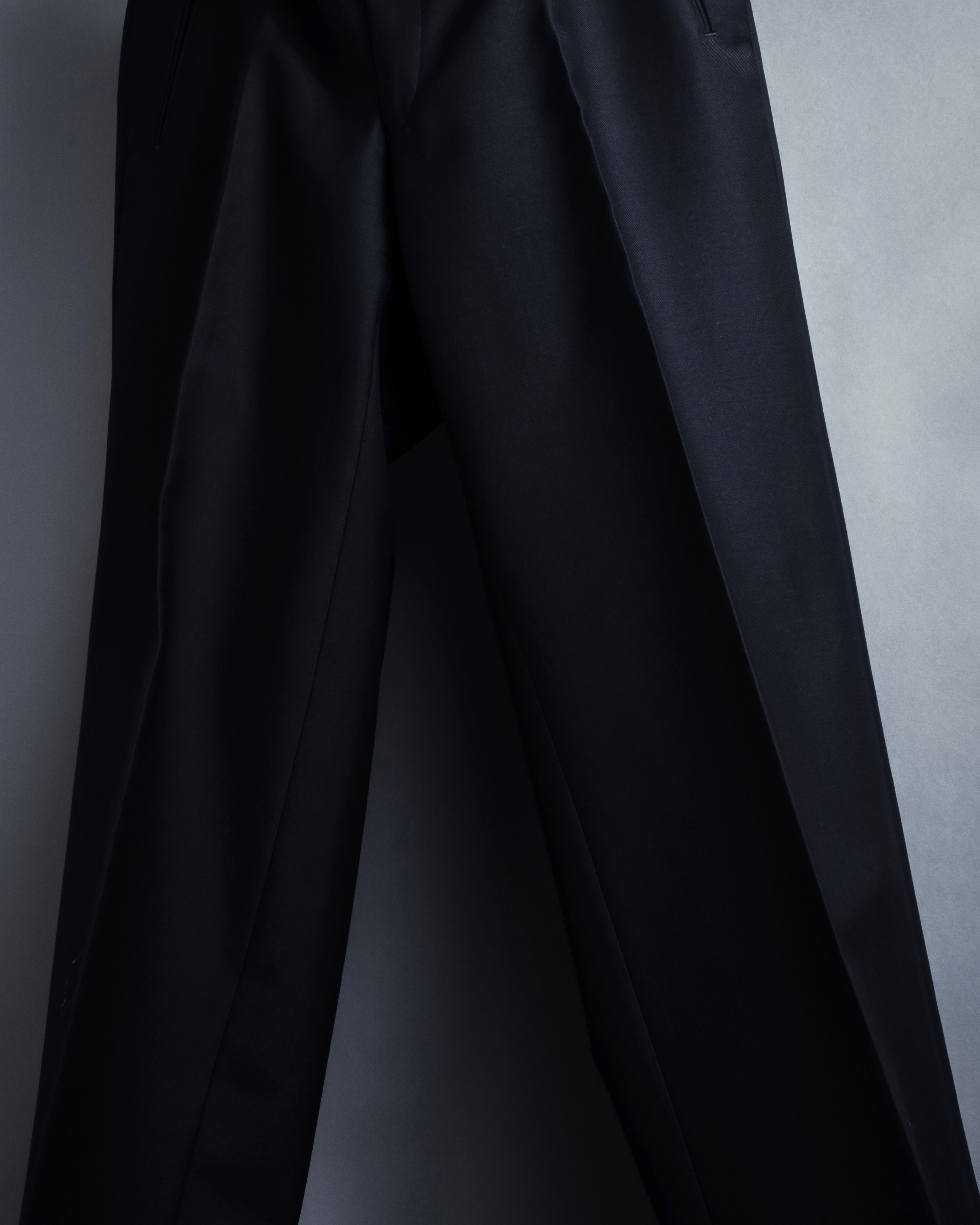 "YVES SAINT LAURENT" Strongly tailored shaped wool set up