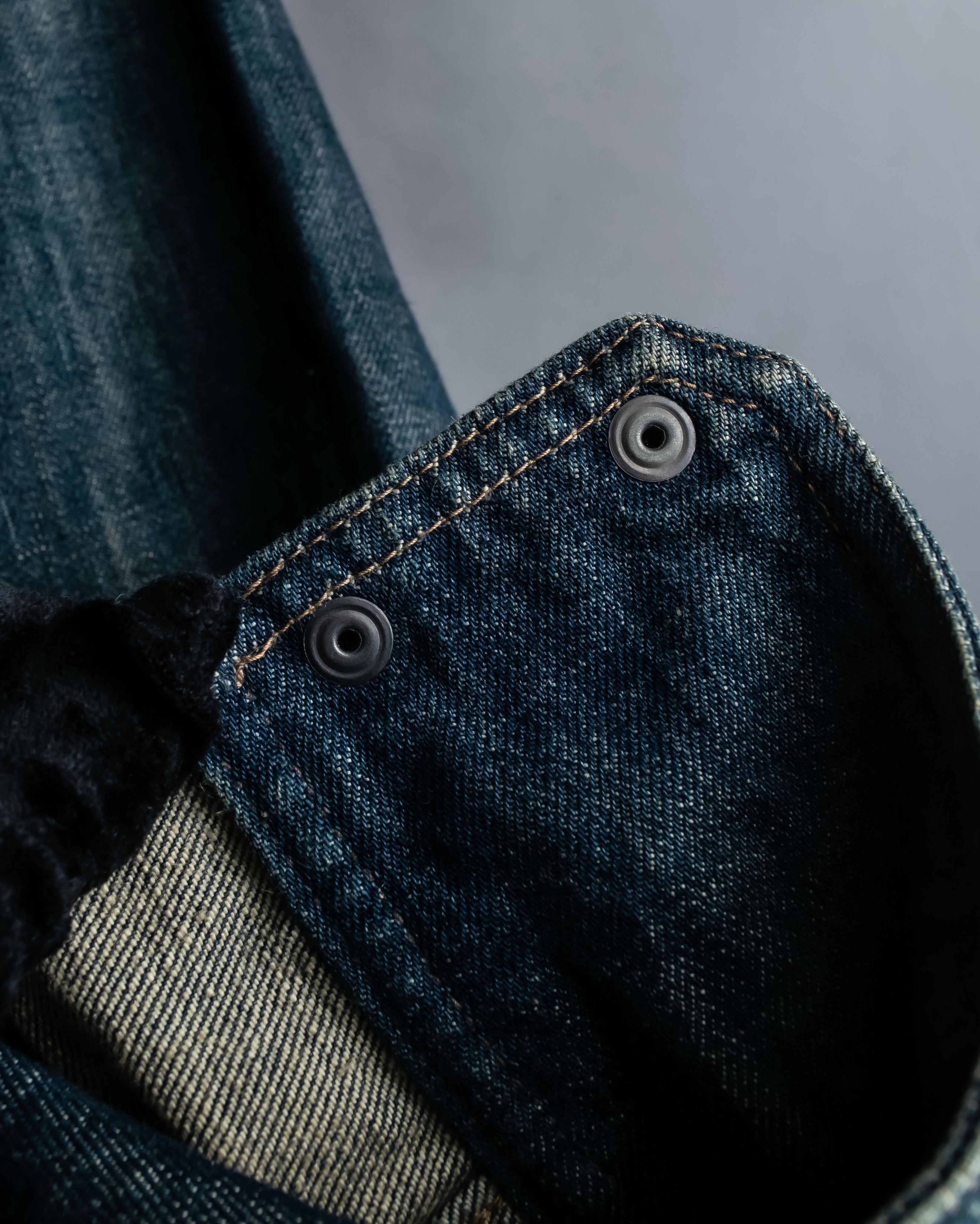 "GUCCI" Vintage faded shaped denim jacket