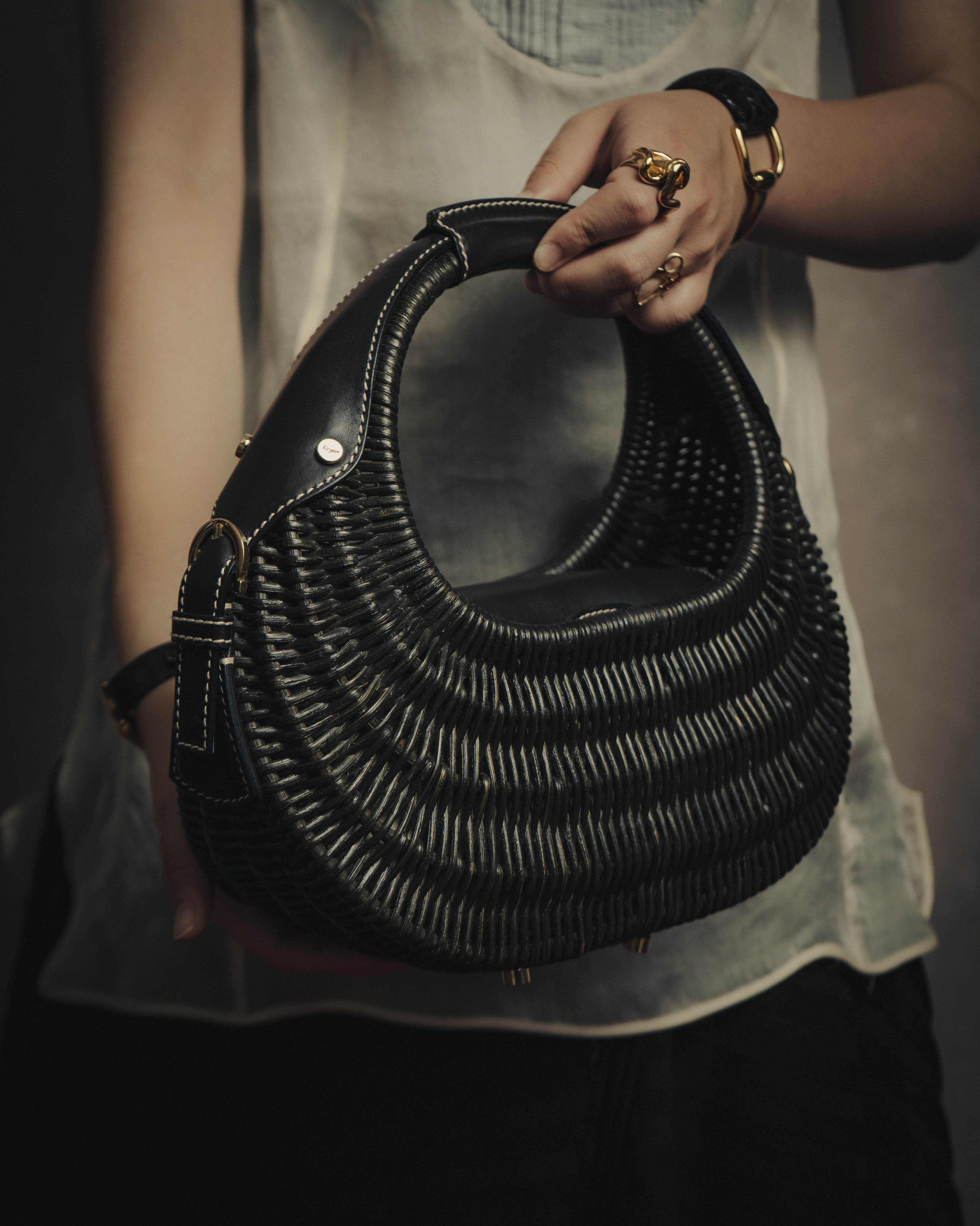 -SPECIAL- “Salvatore Ferragamo” 90’s-00’s Woven leather half moon handle bag