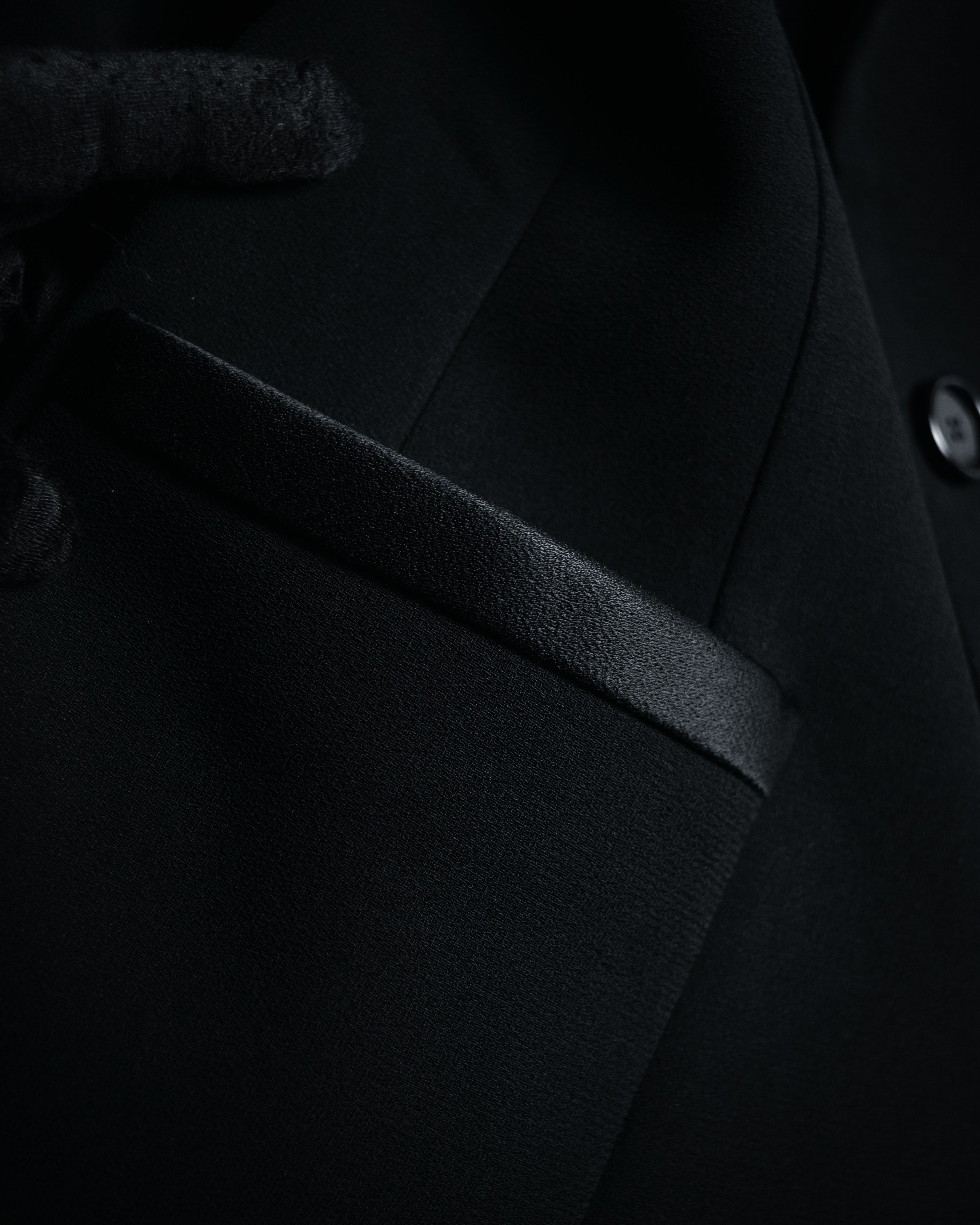 –SPECIAL– “BALENCIAGA” 2006-2012 Sculpted smoking jacket