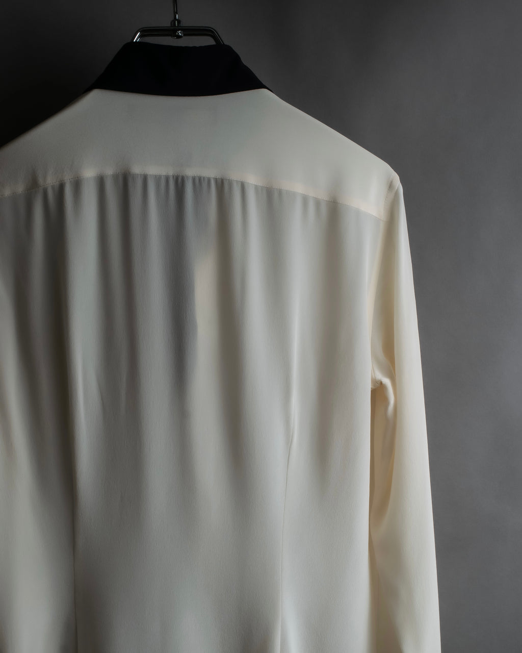 "Ralph Lauren" High density woven silk clerical shirt