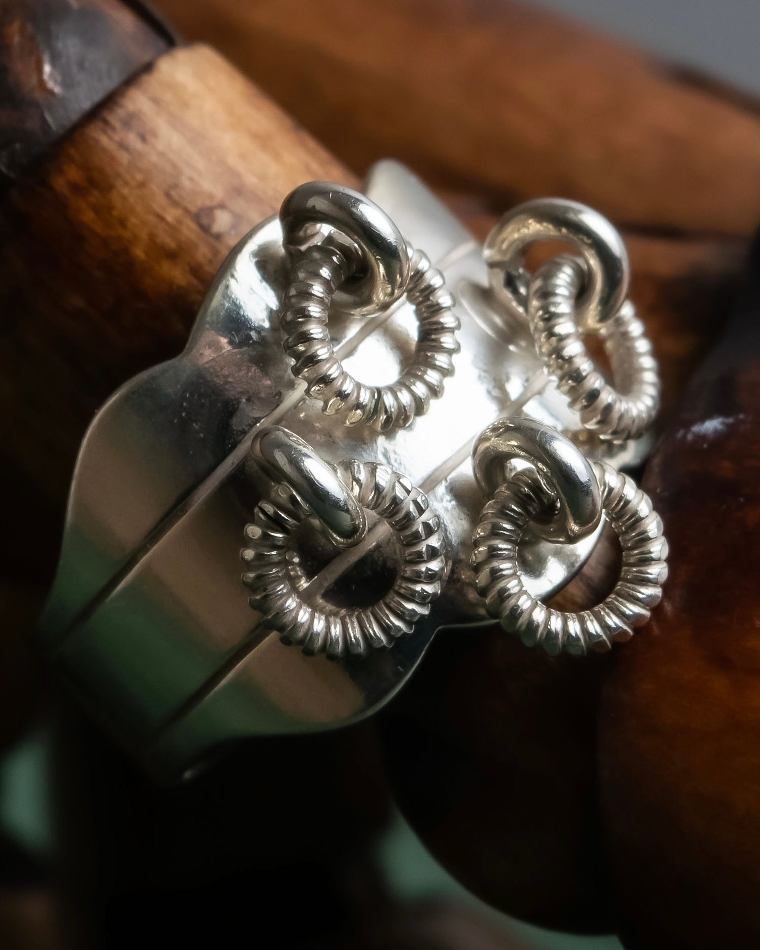 "Karasjok" Circular motif silver ring