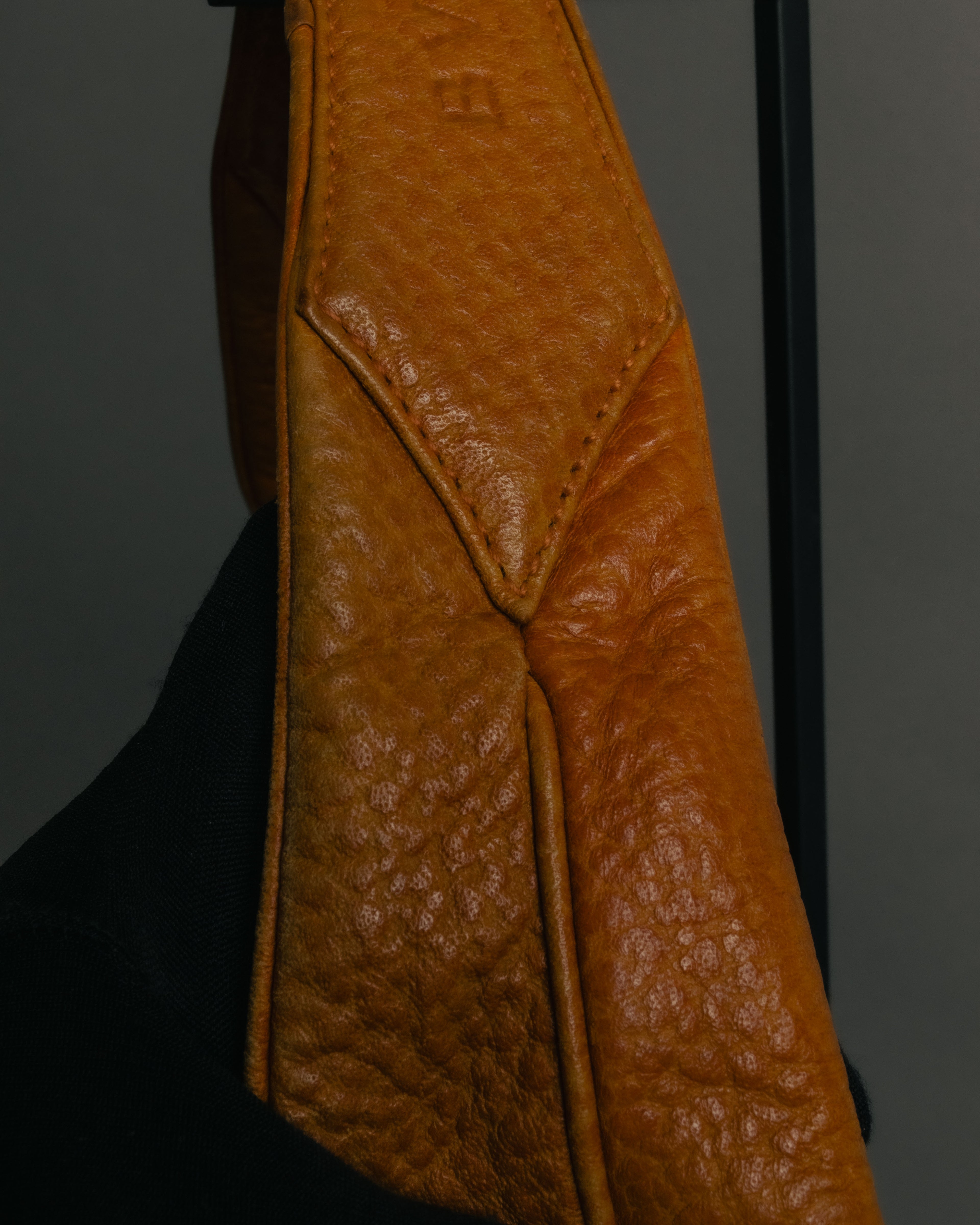 “BVLGARI” 90’s-00’s crescent leather hobo bag