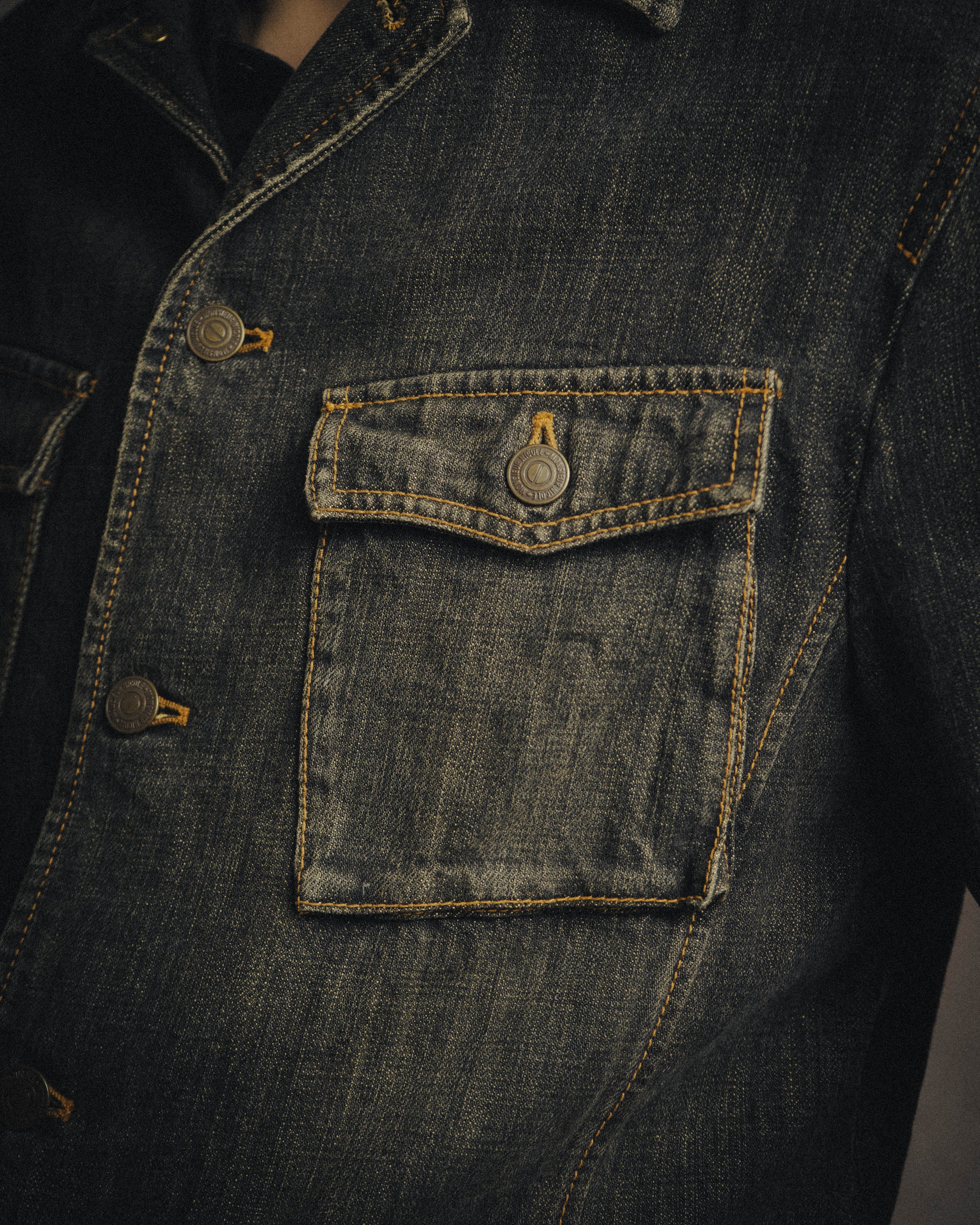 -MOOD MILLÉSIMES- 00’s faded black denim shirt jacket