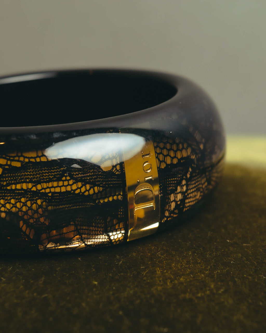 “Dior” 2002-2010 Lace embedded lucite bangle