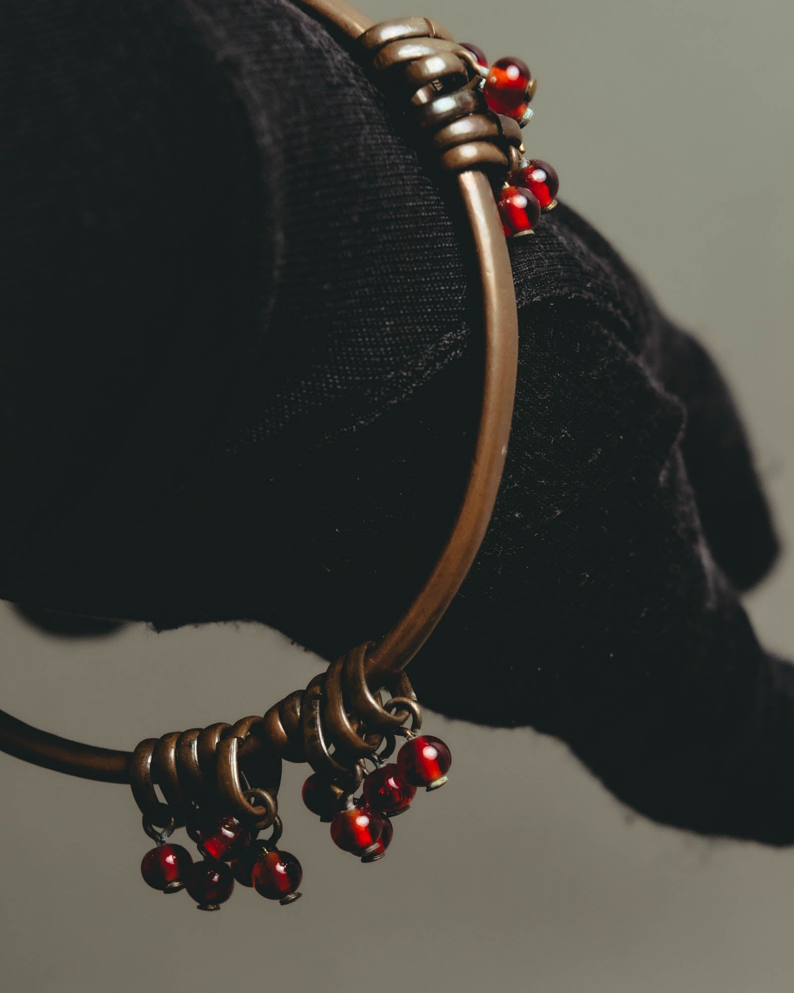 "Jean Paul Gaultier" 90's-00's Sculptural red bead bangle