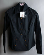 "Vivienne Westwood RED LABEL"
 Front button cutting design shirt