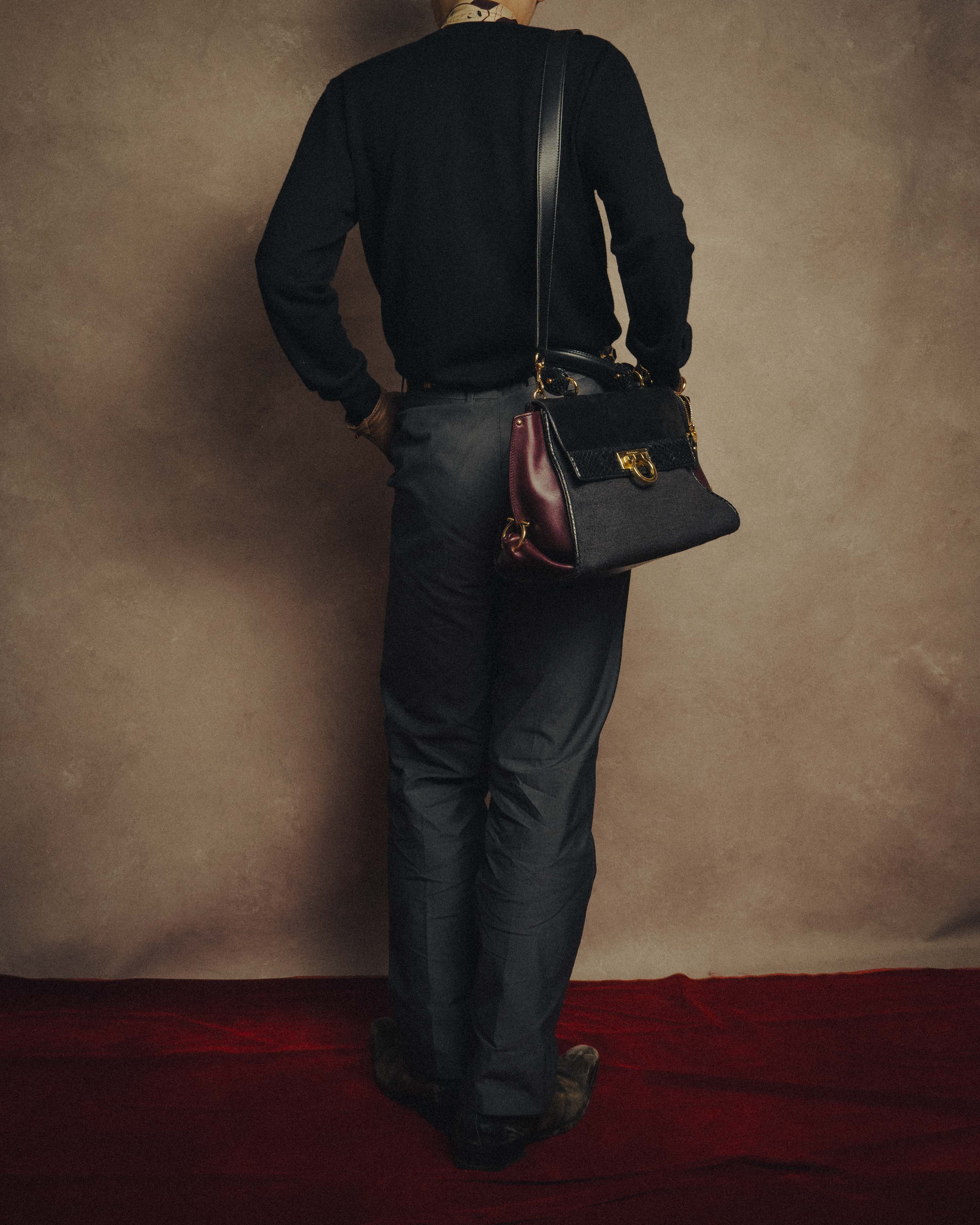 -SPECIAL- “Salvatore Ferragamo” 2019-21 Mixed material Sofia top handle bag