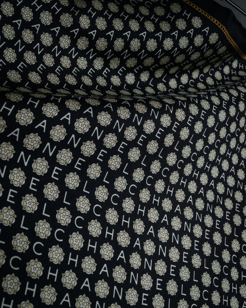 “CHANEL” 90’s-00’s Camellia logo silk scarf