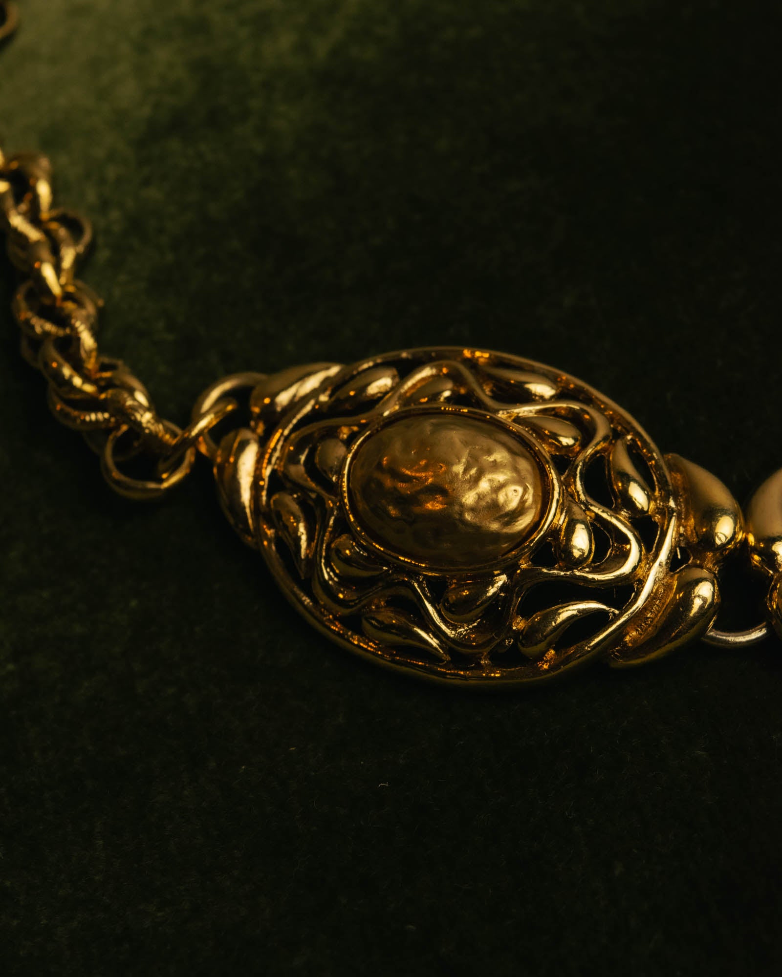-SPECIAL- “YVES SAINT LAURENT” 80’s-90’s Baroque statement necklace