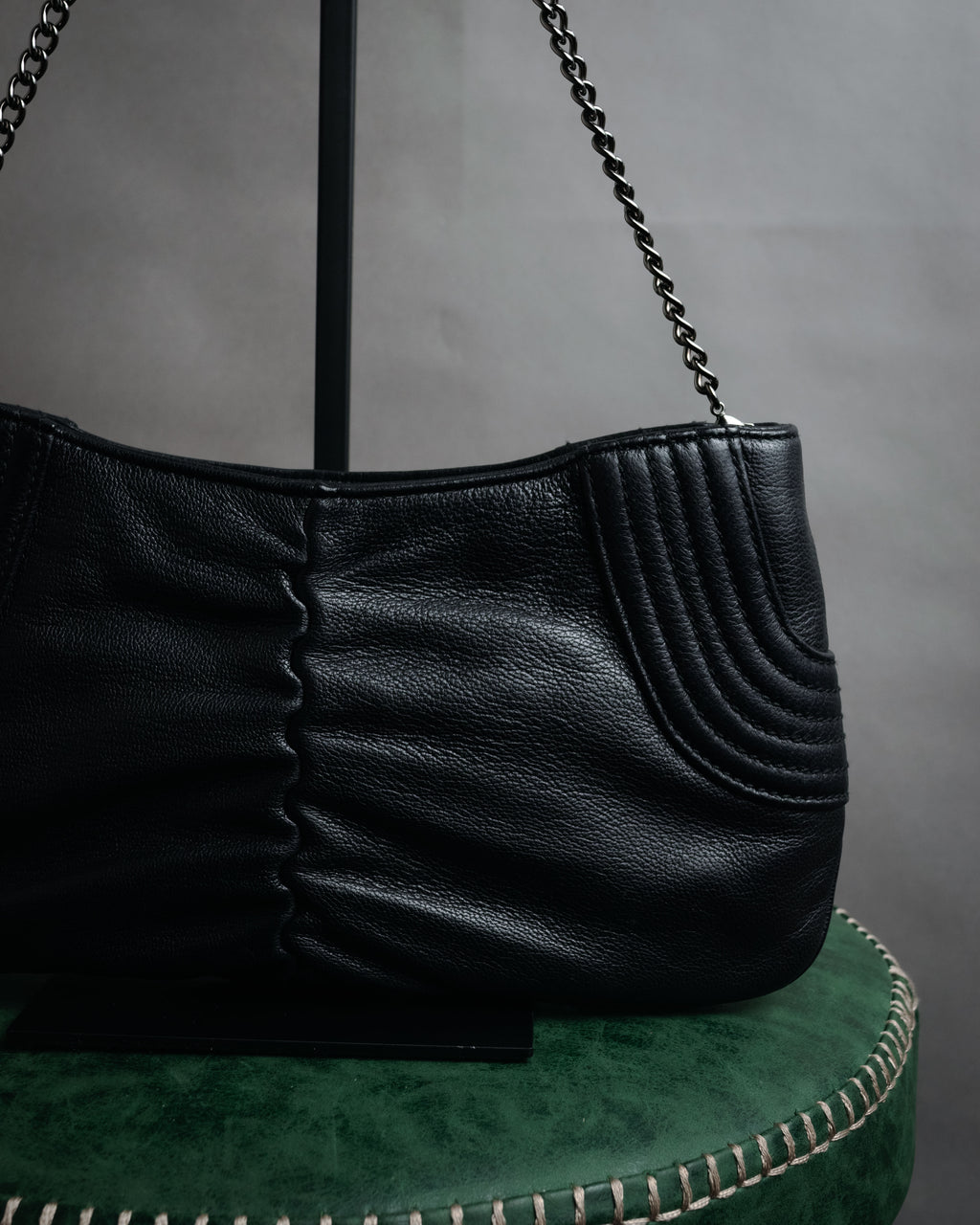“Salvatore Ferragamo” 2000’s Gathered leather chain shoulder bag