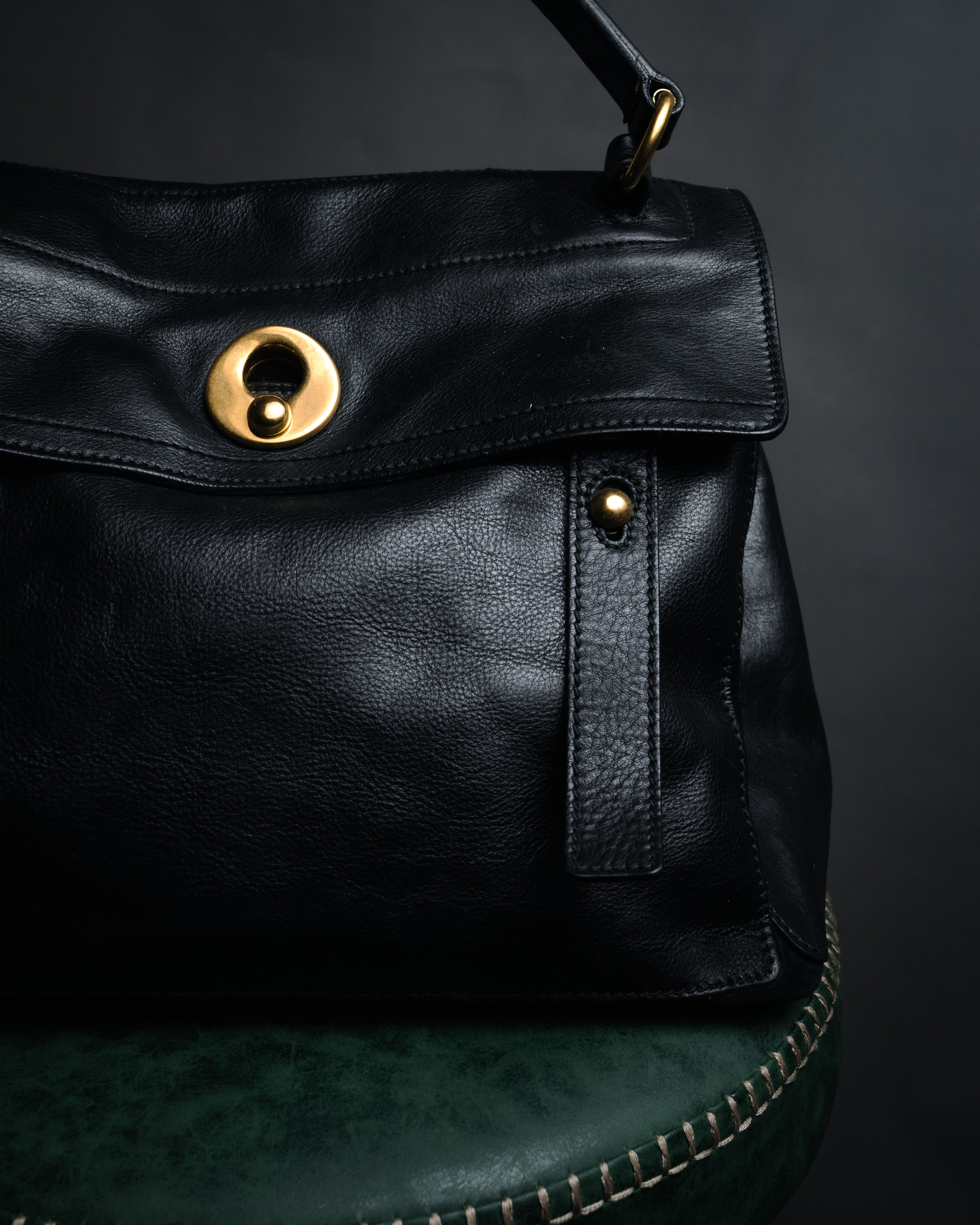 –SPECIAL– “Yves Saint Laurent rive gauche” 08-12 Structured leather muse two bag