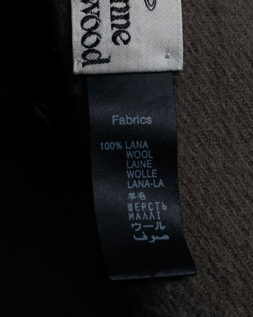 "Vivienne Westwood" Logo engraved wool long muffler