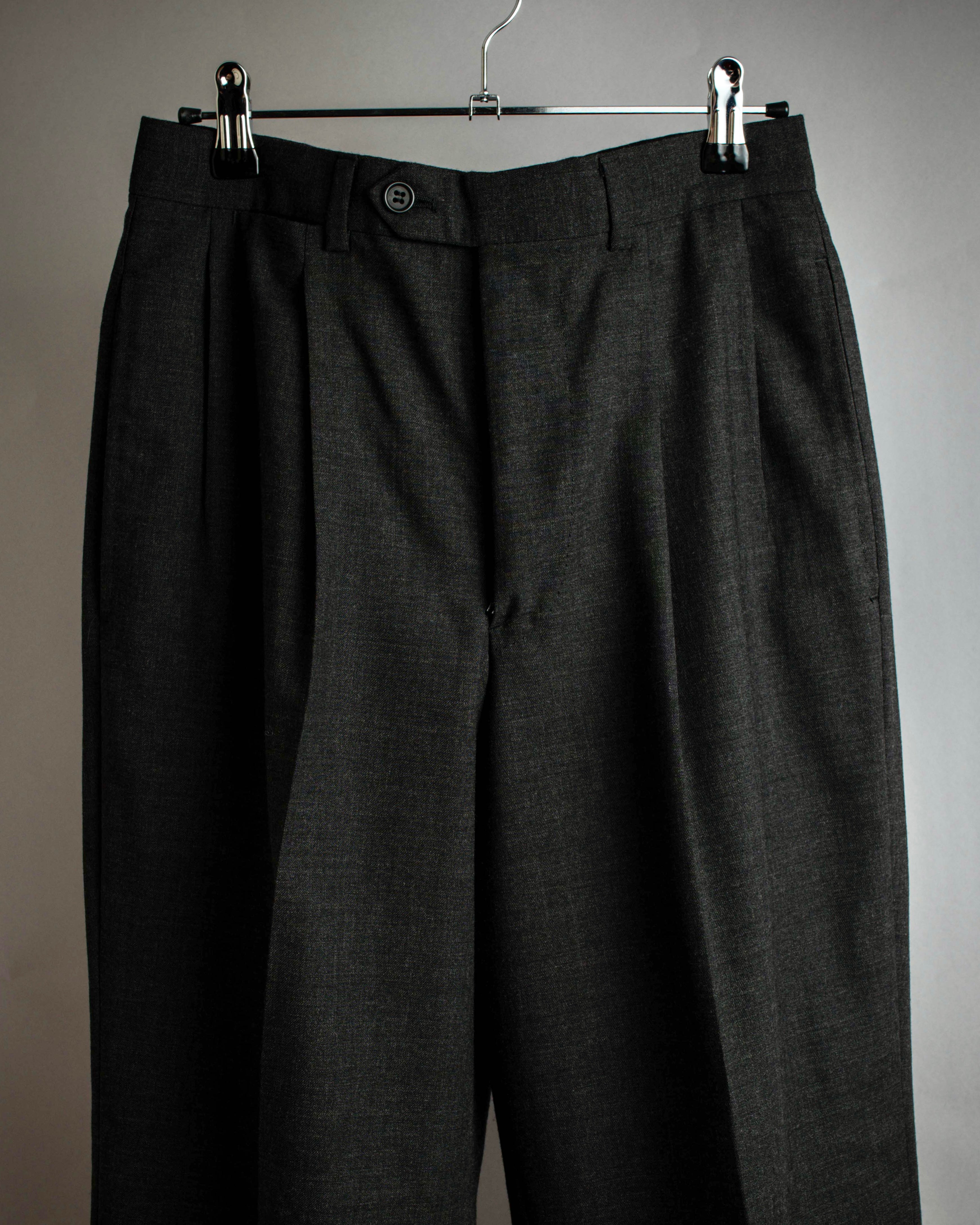 "GIORGIO ARMANI" LE COLLEZIONI line classical tailoring set up