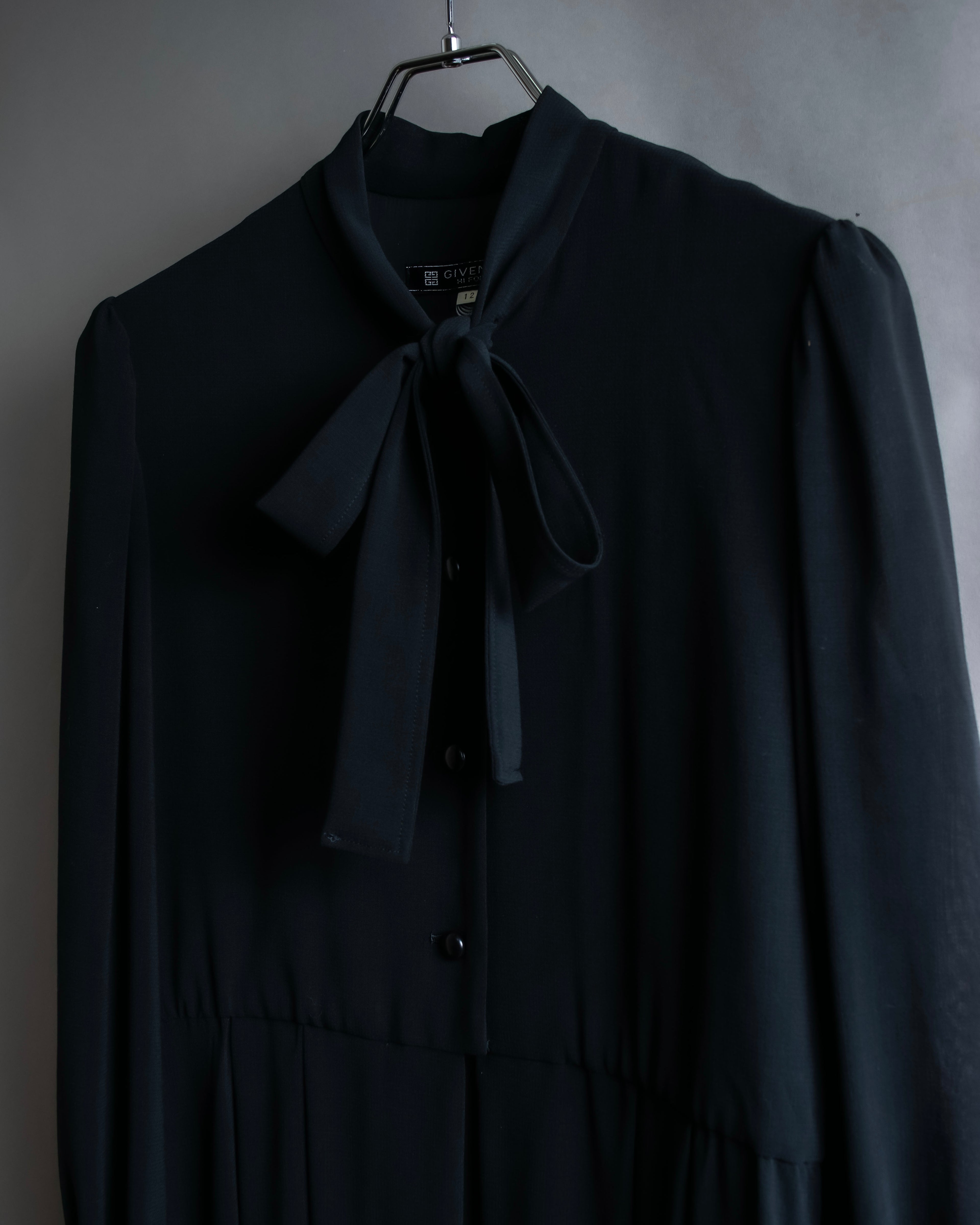 "GIVENCHY" Bowtie design pleated dress