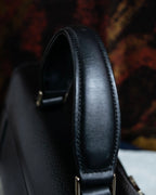 "BURBERRYS" Cylinder shaped leather one handle bag