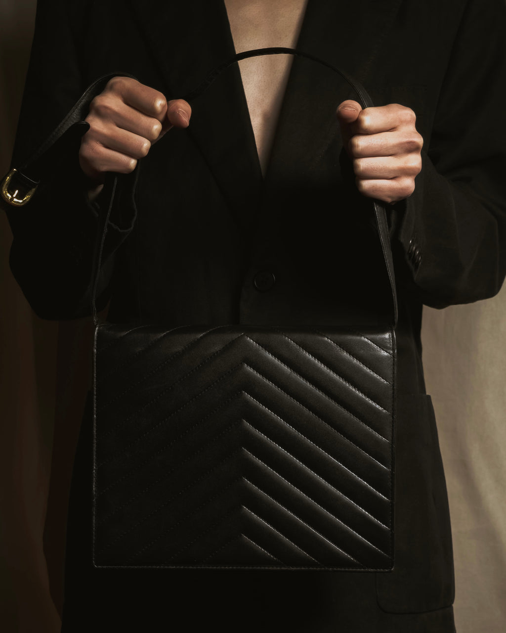 伊夫·圣罗兰 80年代末至90年代初之字纹绗缝卡桑德尔肩包