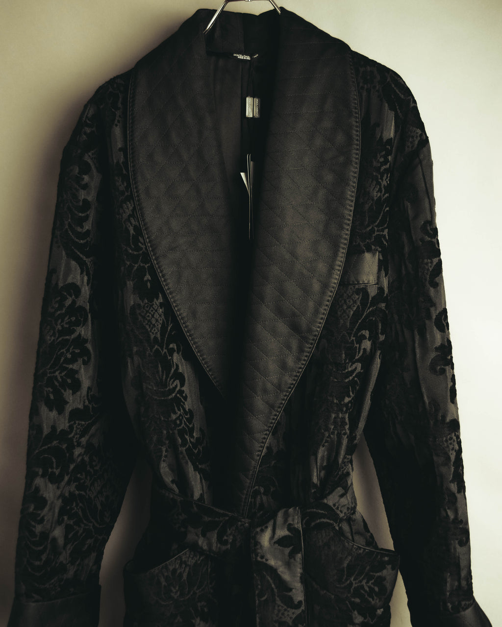 “DOLCE&GABBANA” Late 2010’s-early 2020’s Baroque jacquard belted robe coat