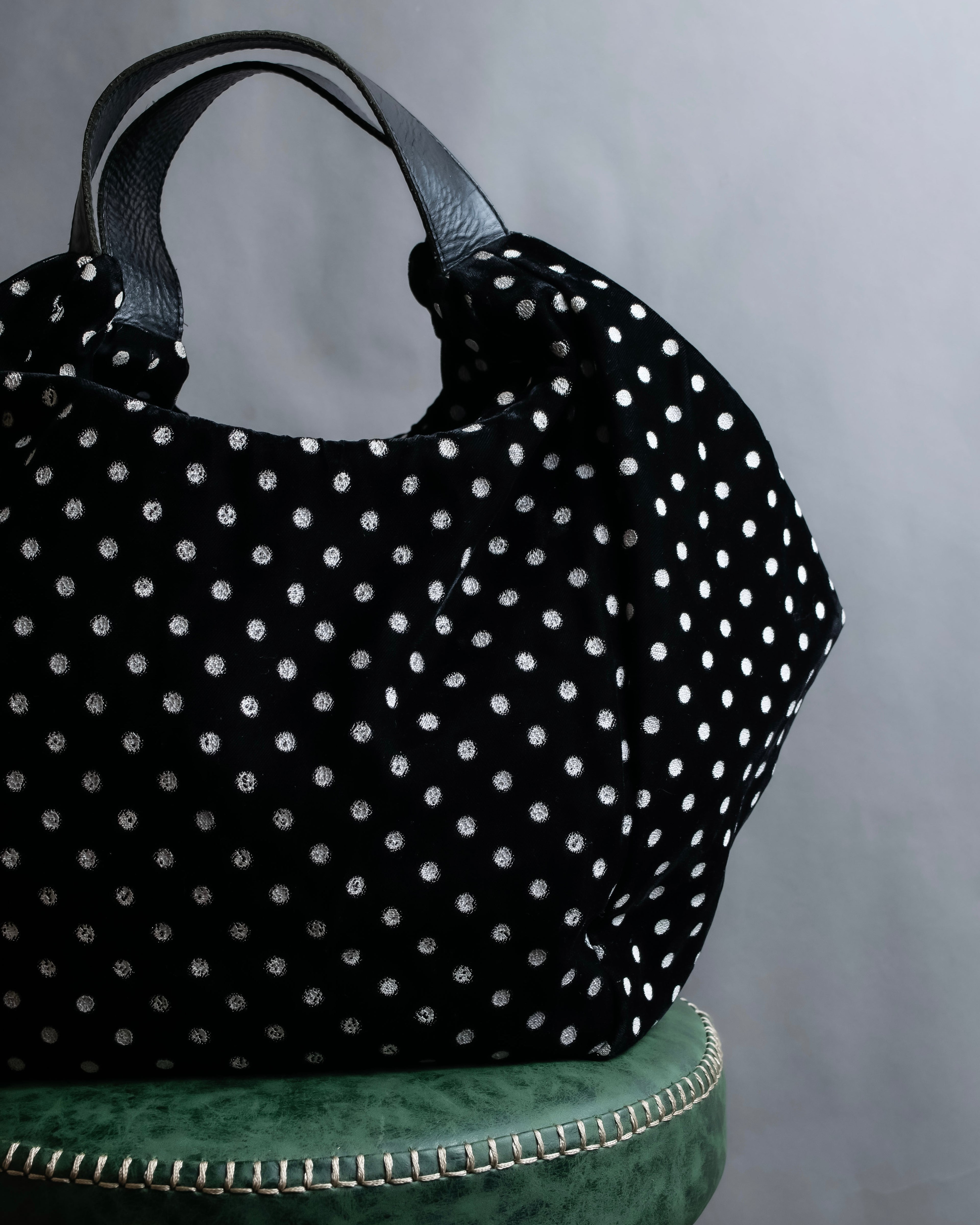 "tricot COMME des GARCONS" Polka dot velour large handbag