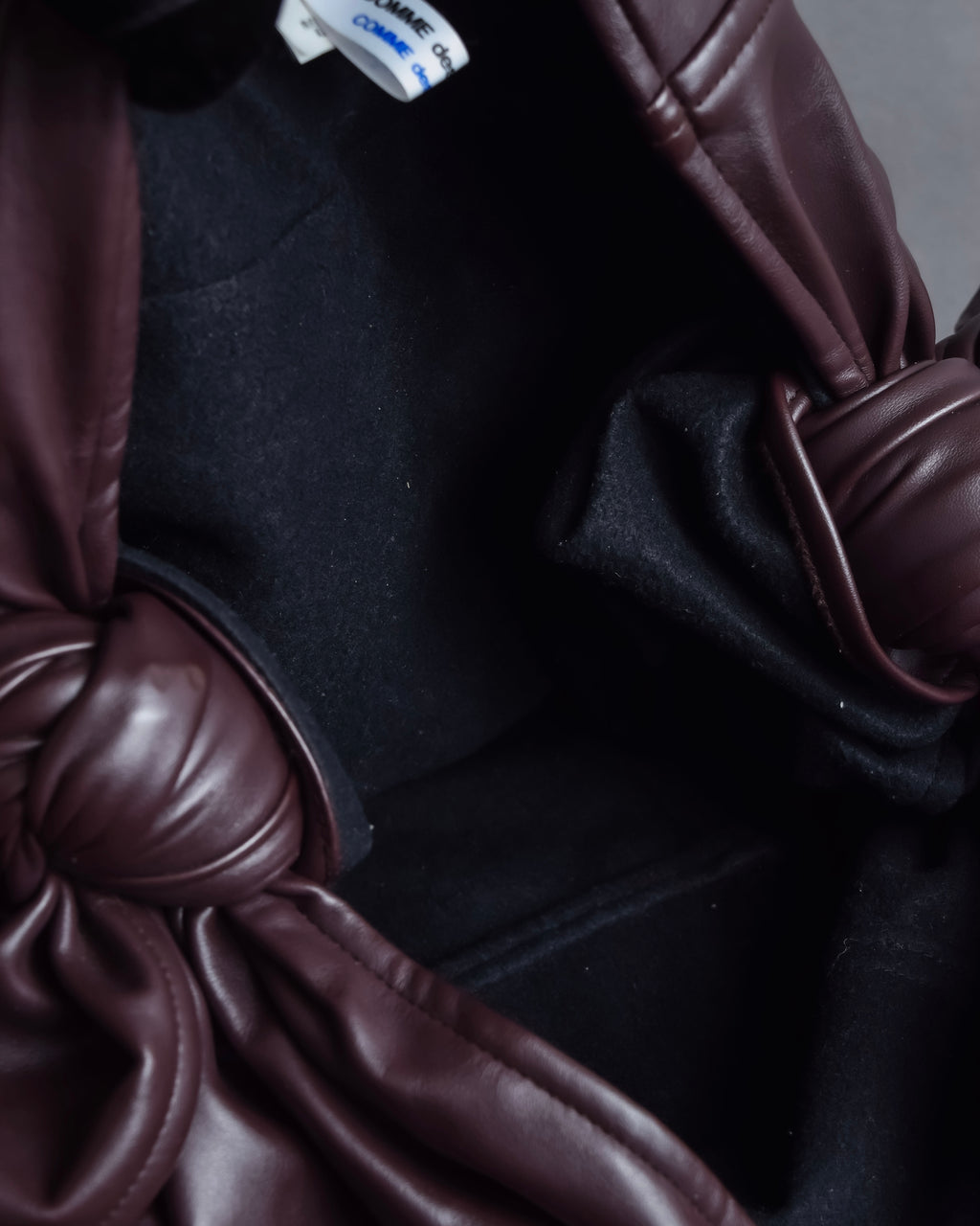 "COMME des GARCONS COMME des GARCONS" Knot drape design leather bag