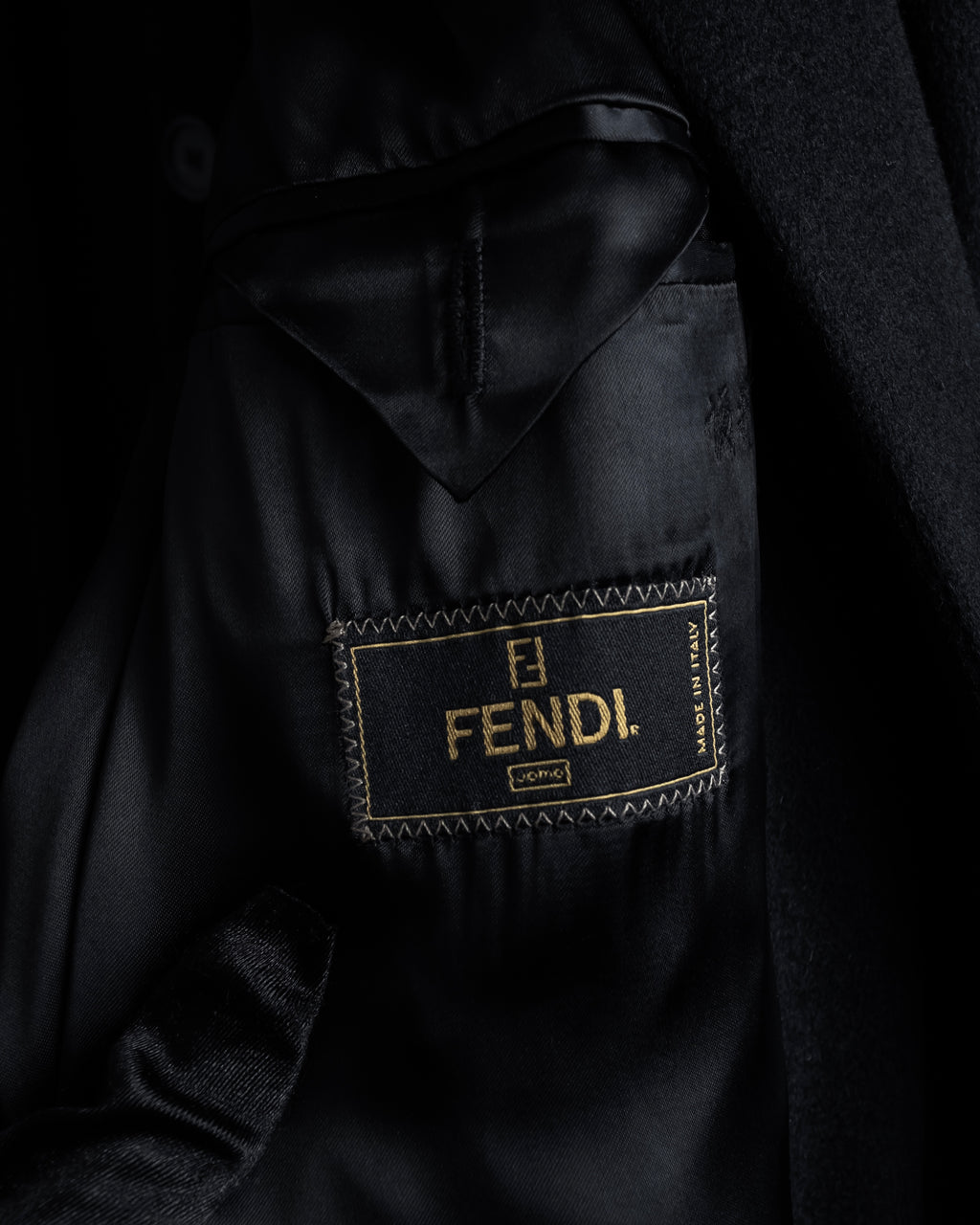 "FENDI" Manufactured in 1989 cashmere stand collar coat