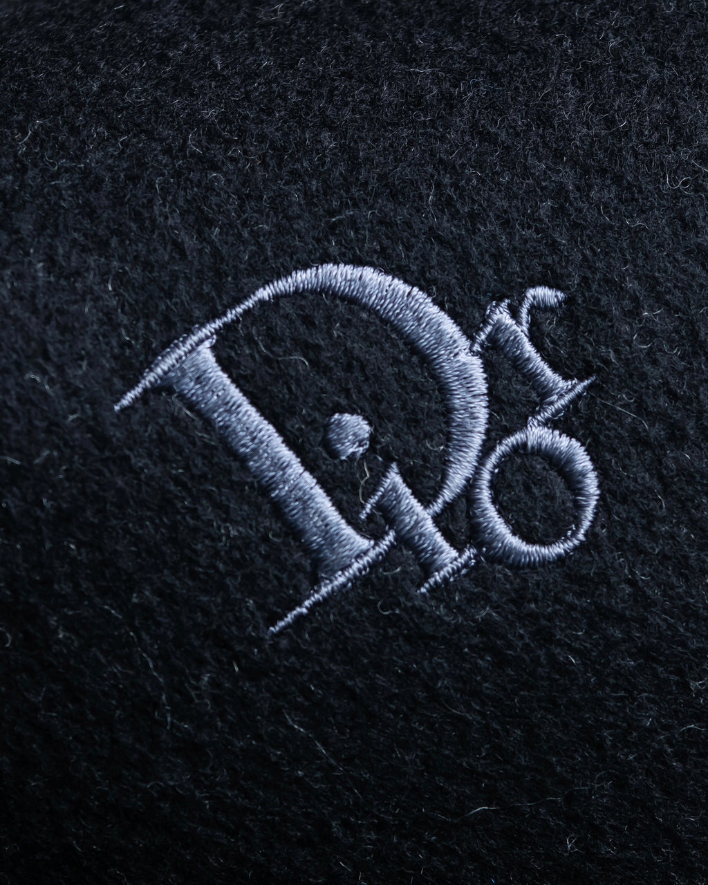 "Christian Dior" Reversible design logo engraved muffler