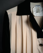 –SPECIAL– “CHANEL” 80’s-90’s pleated silk velvet trim blouse