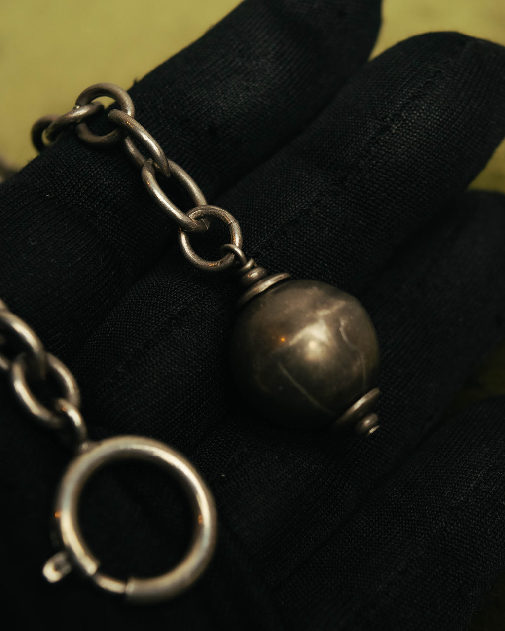 -SPECIAL- “Jean Paul Gaultier” 90’s-00’s sculptural metal ring necklace