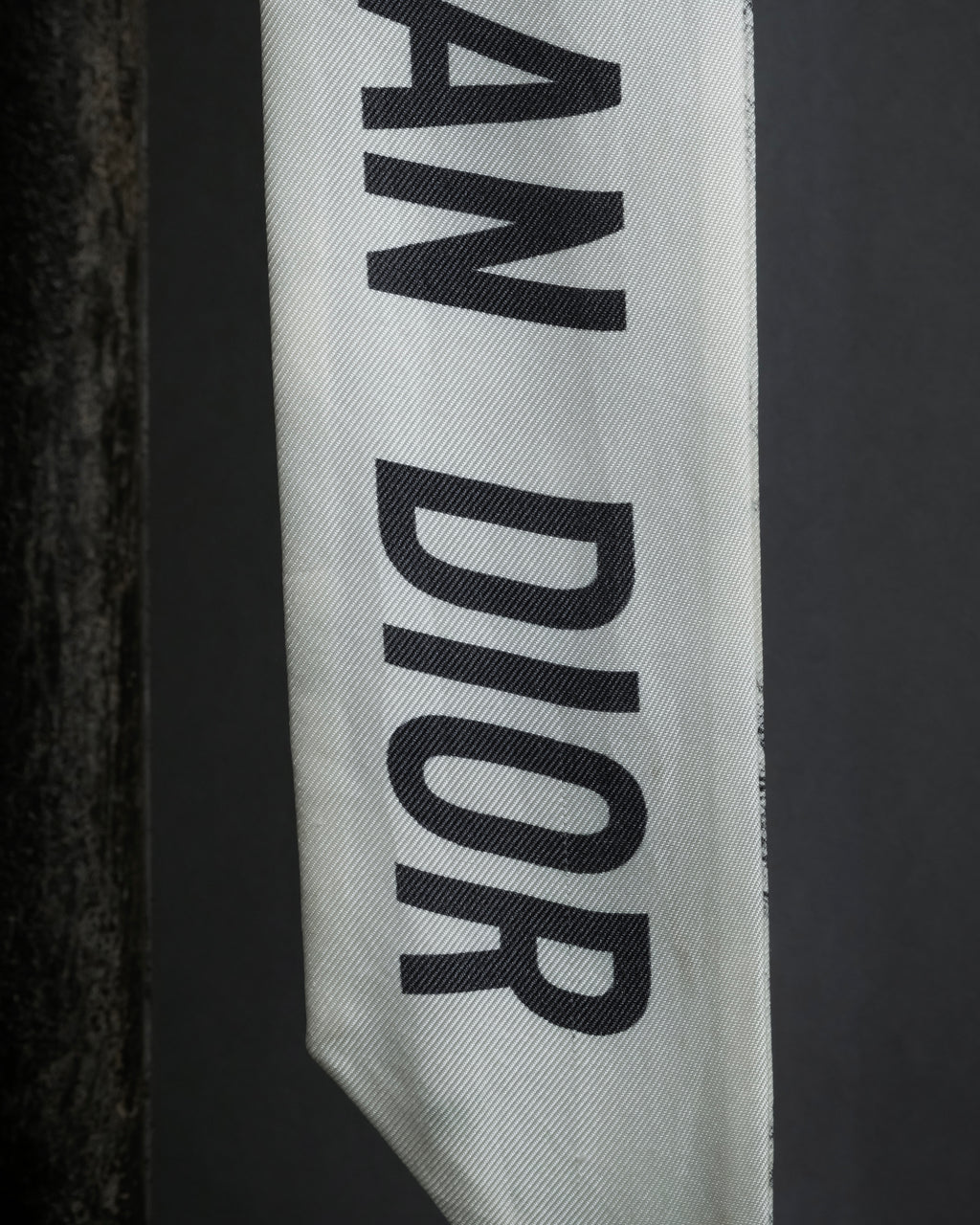 -MOOD Christmas Collection-
"Dior" Maria Grazia Chiuri Toile de Jouy motif silk scarf