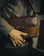 –SPECIAL– "GUCCI" 70's Classic horsebit shoulder bag