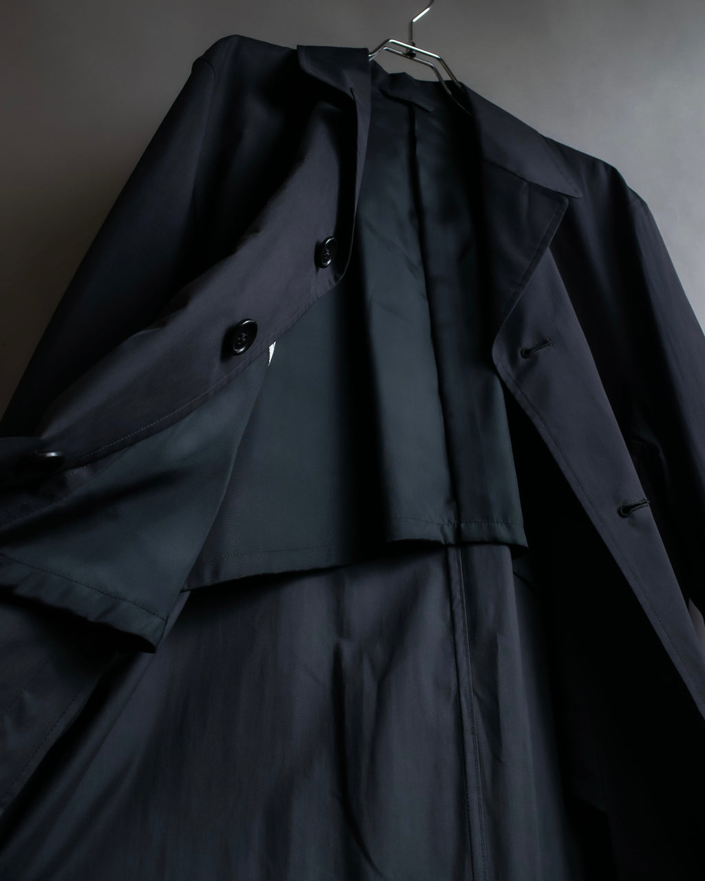 "Christian Dior" Straight line draping silk chester coat