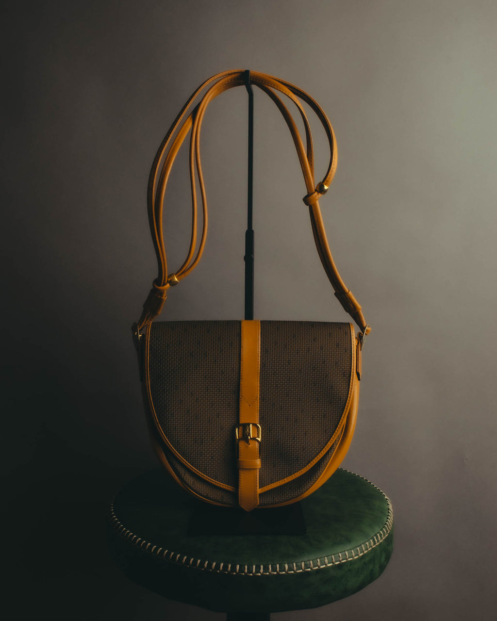 "Yves Saint Laurent" 70's-90's Woven leather shoulder bag