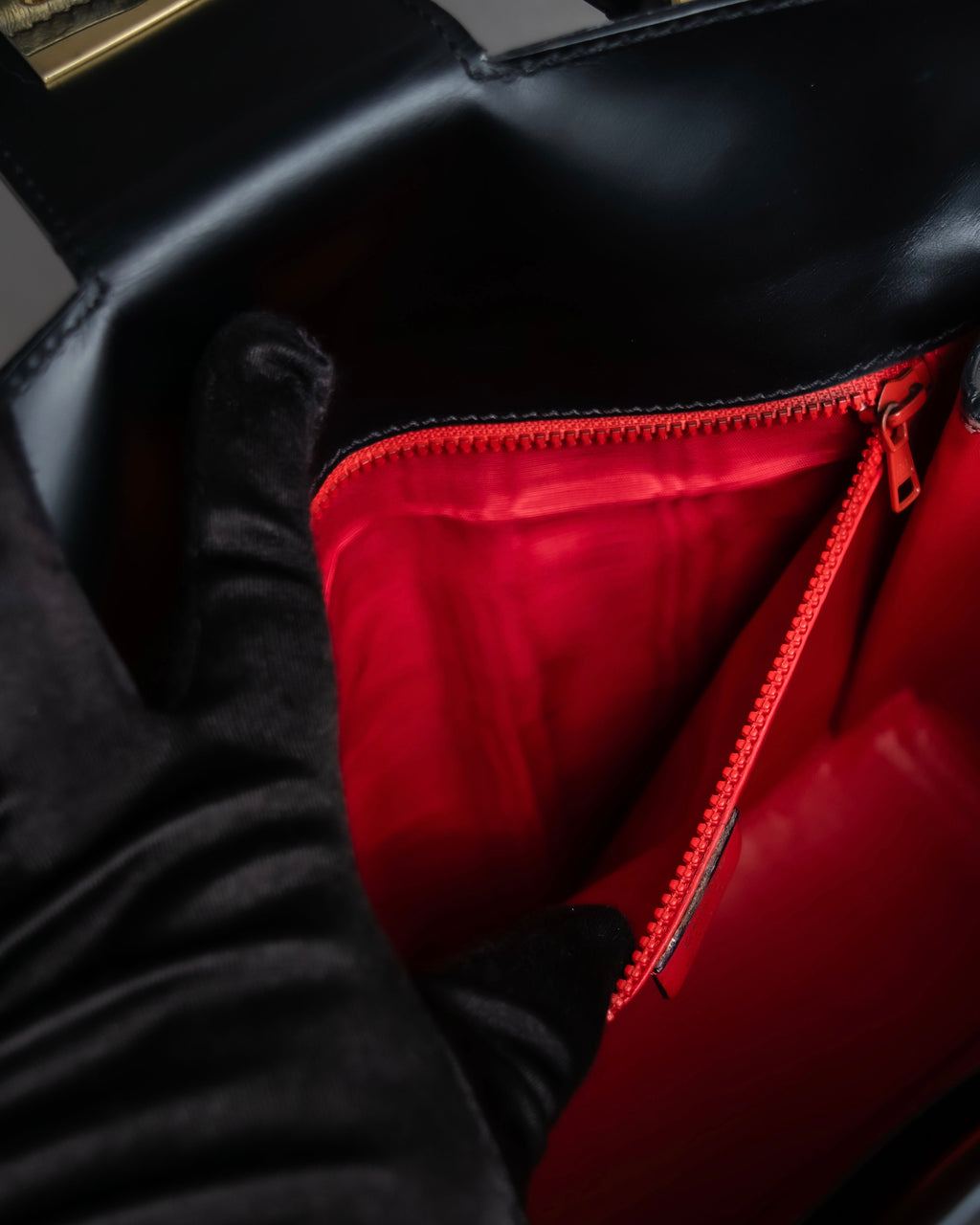 "CELINE" Ringlock design leather hand bag