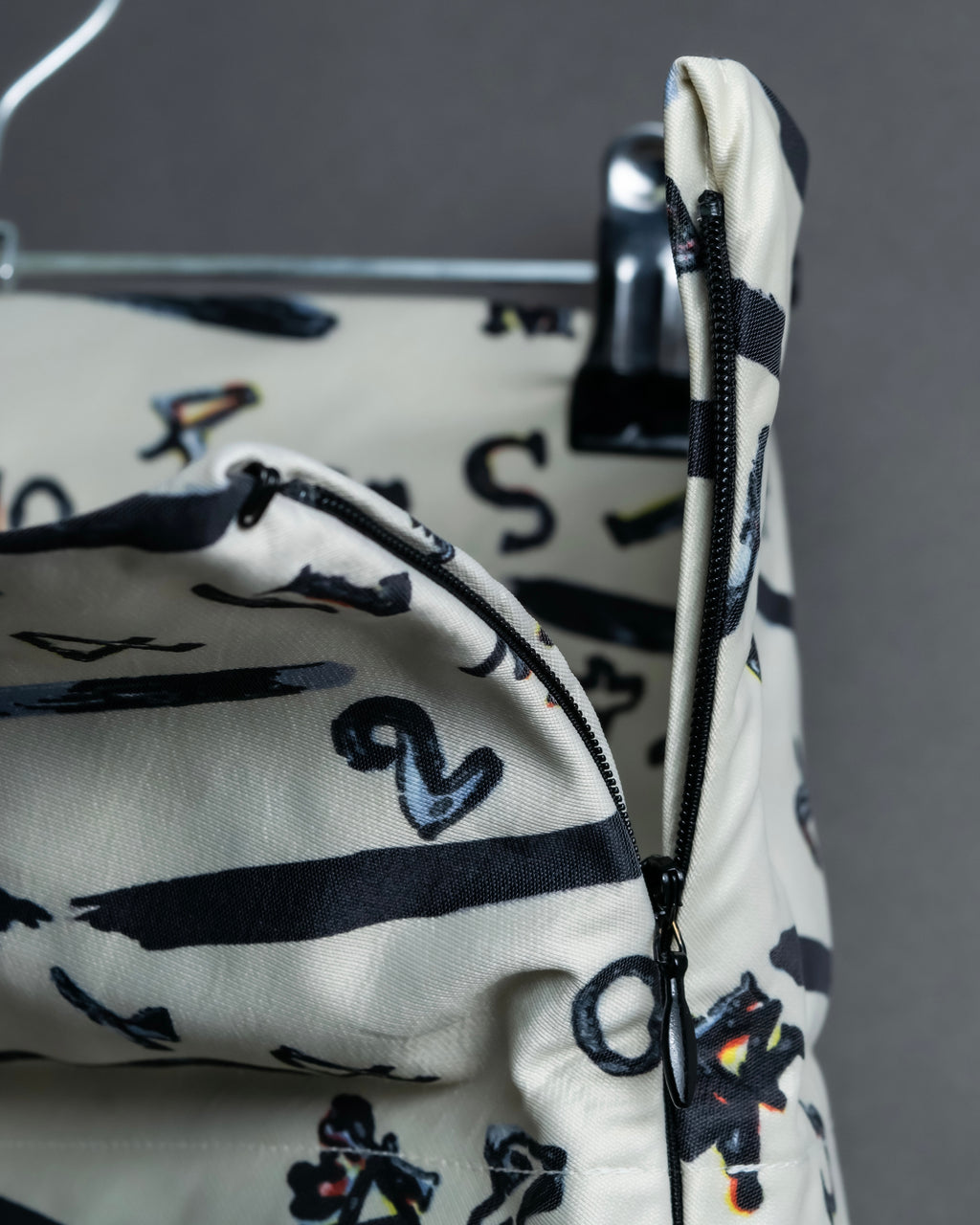 “BALENCIAGA” Number pattern designed shorts