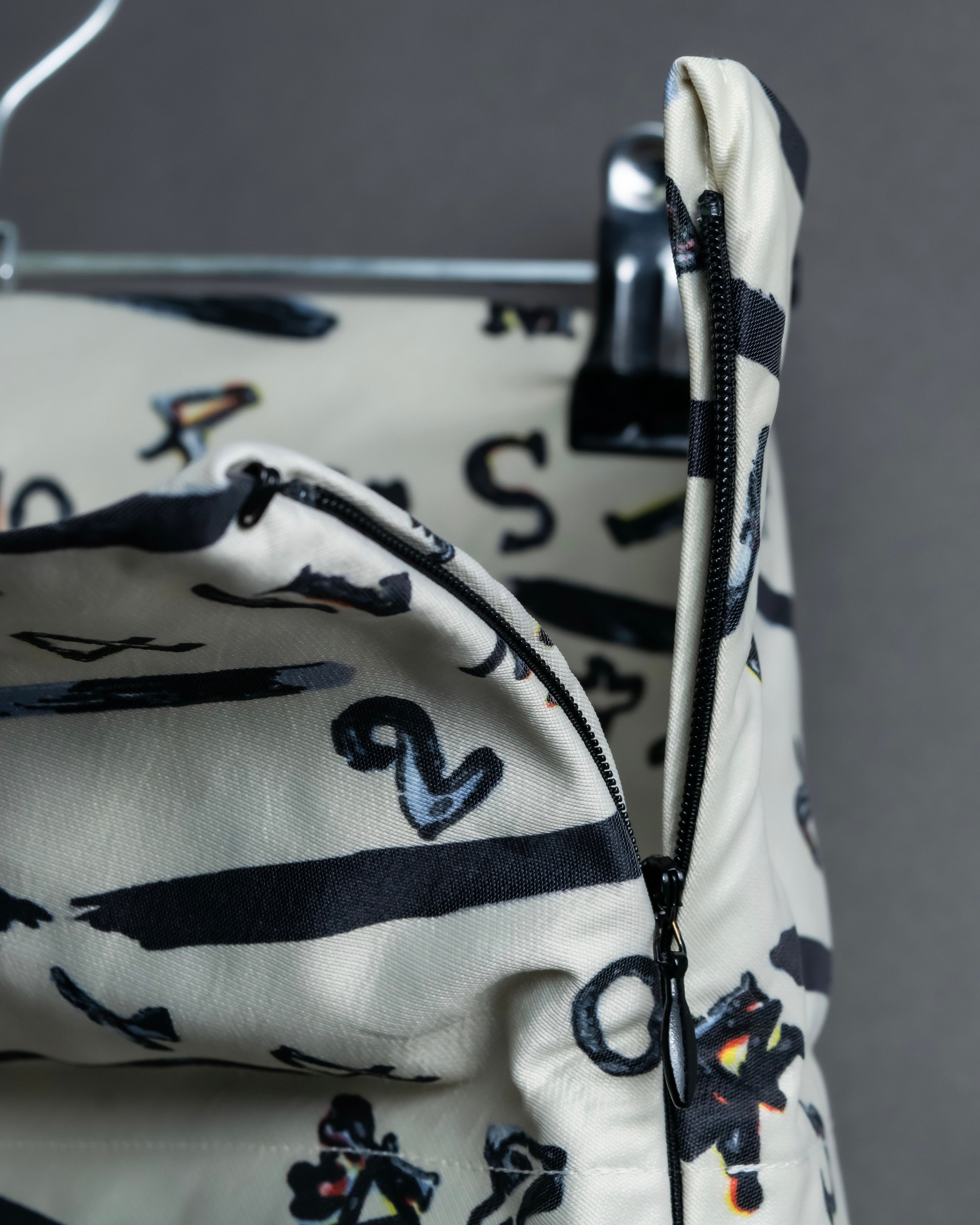 “BALENCIAGA” Number pattern designed shorts