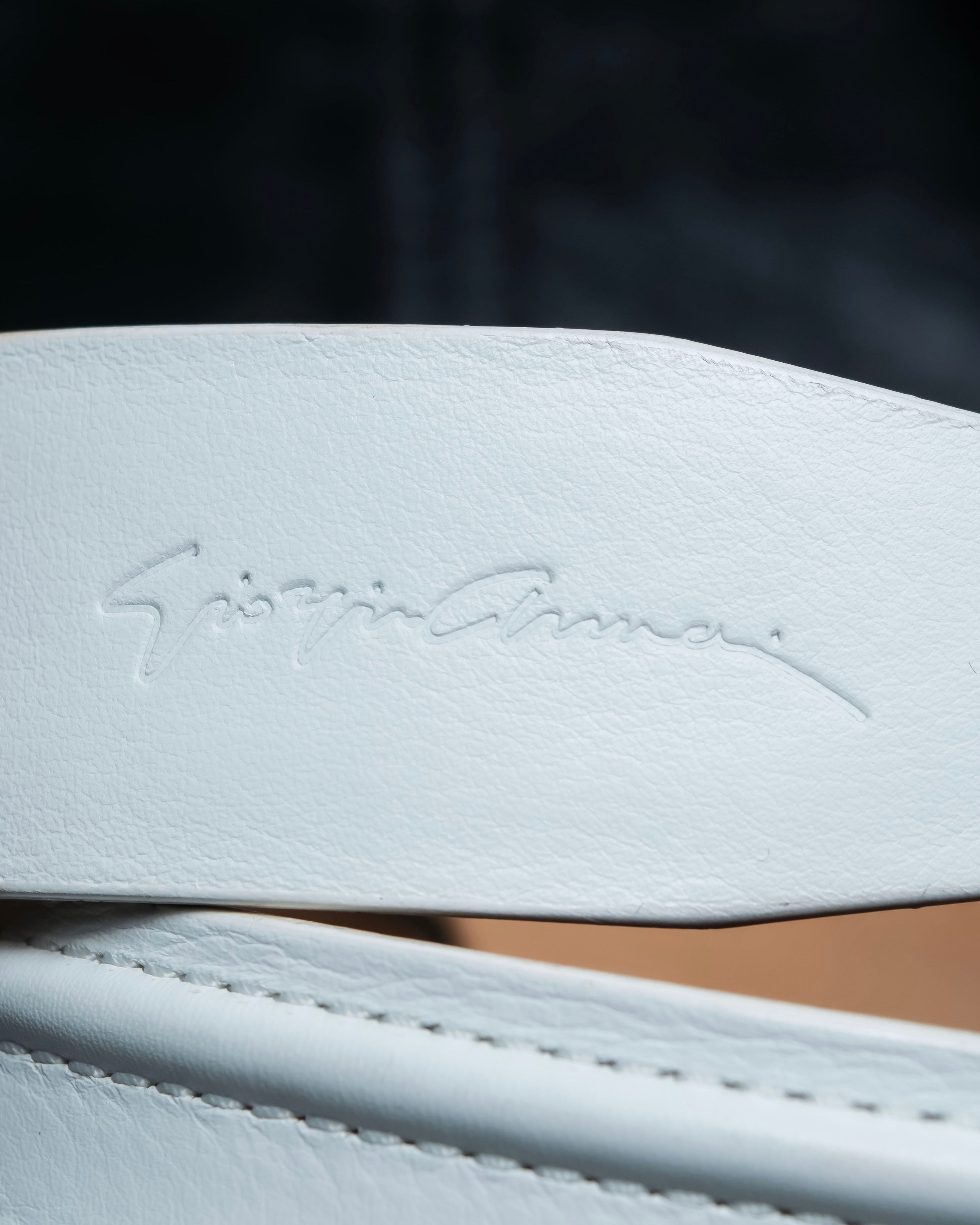 "GIORGIO ARMANI" Genuine leather white color belt