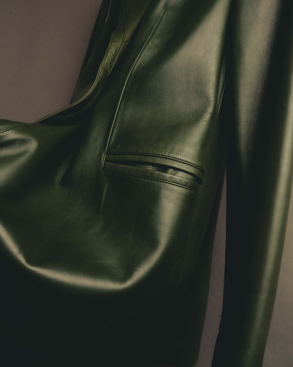 -SPECIAL- “LOEWE” 80’s-90’s Gold buttoned olive leather double-breasted tailored jacket