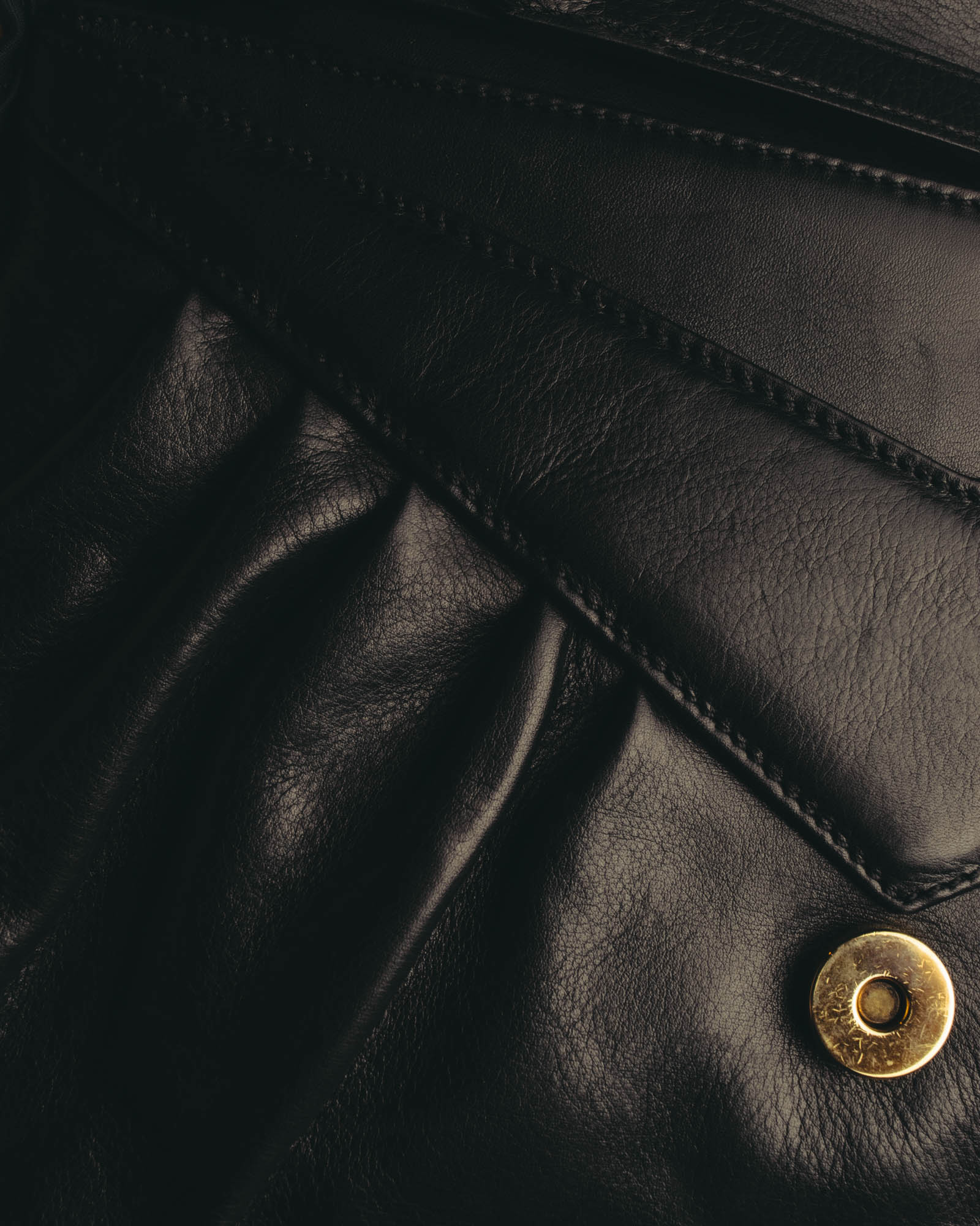 "CELINE" 70's-80's Classic black leather shoulder bag