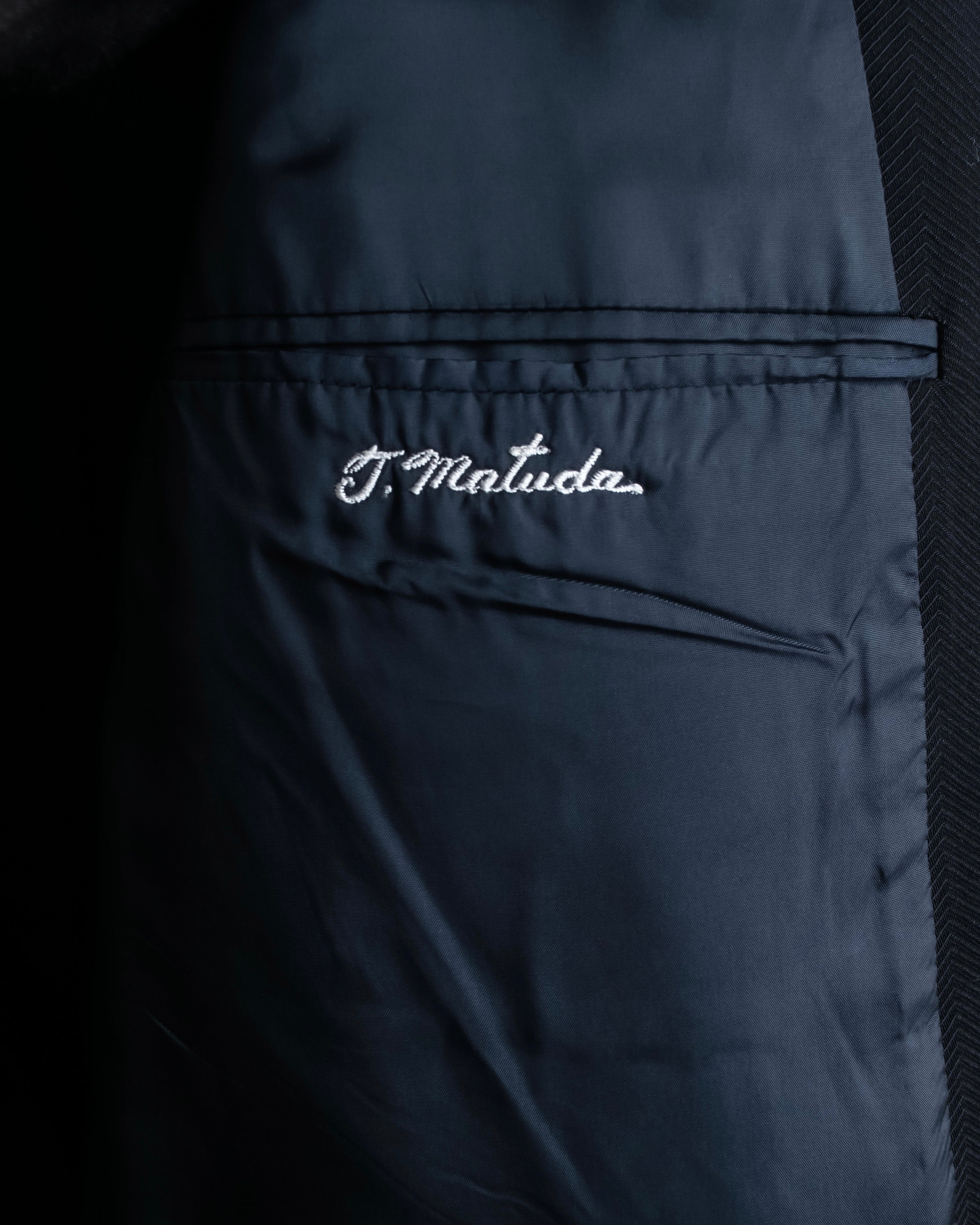 "ARMANI COLLEZIONI" Herringbone weave classical detail set up