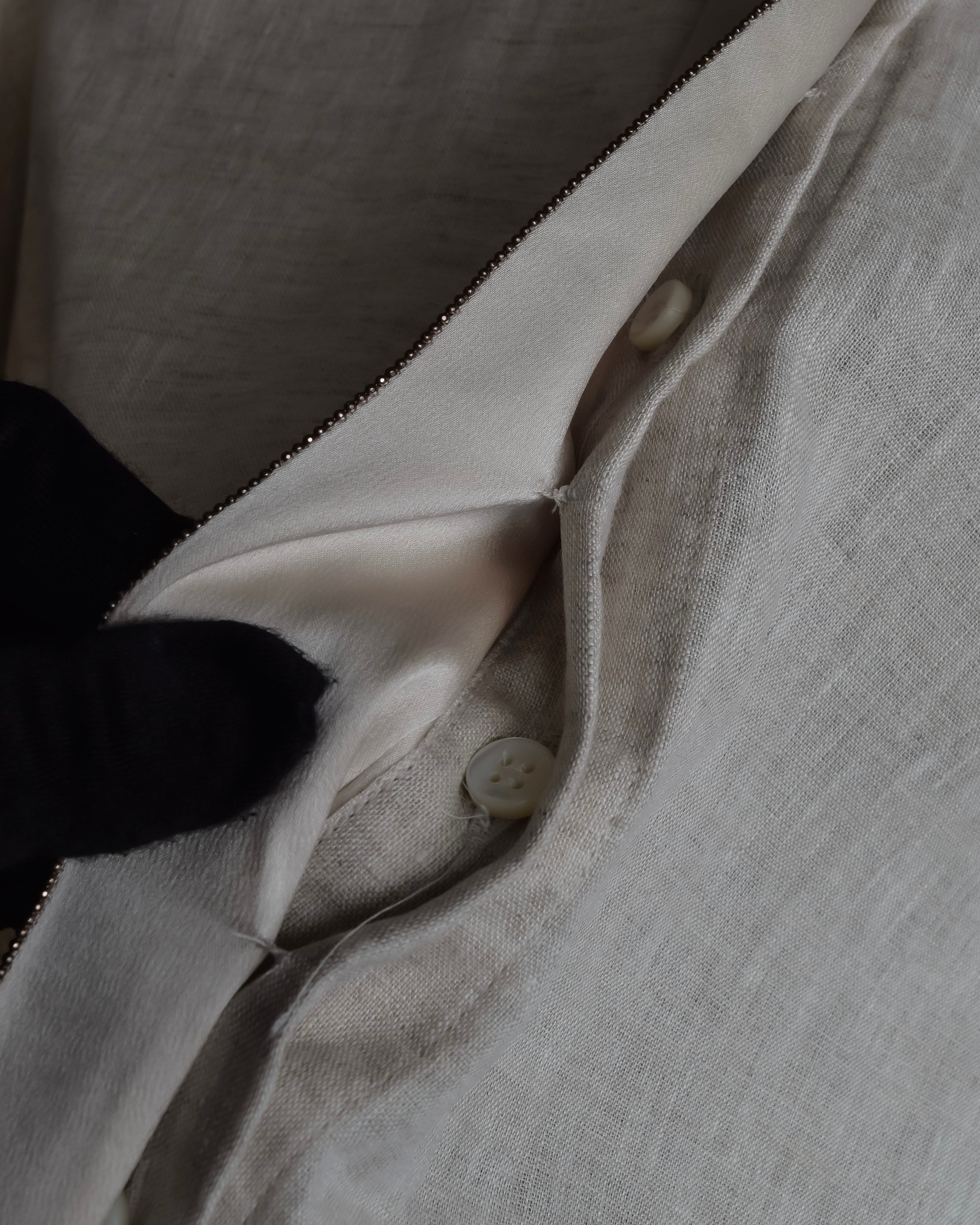 "BRUNELLO CUCINELLI" Contrast collar hidden placket linen shirt