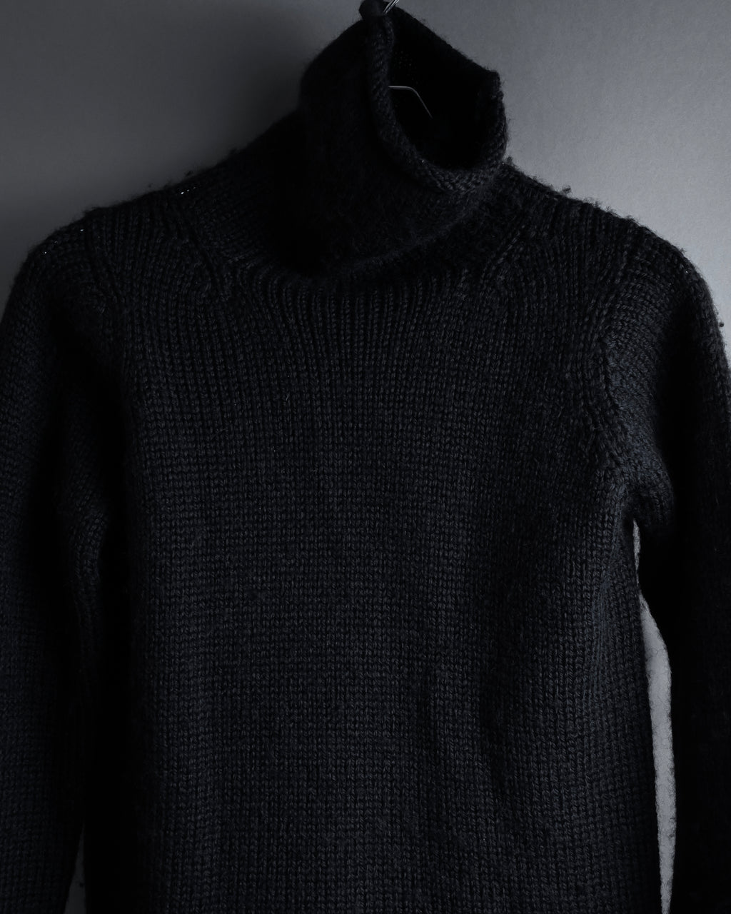 "Y’s" 17AW textured turtleneck knit sweater
