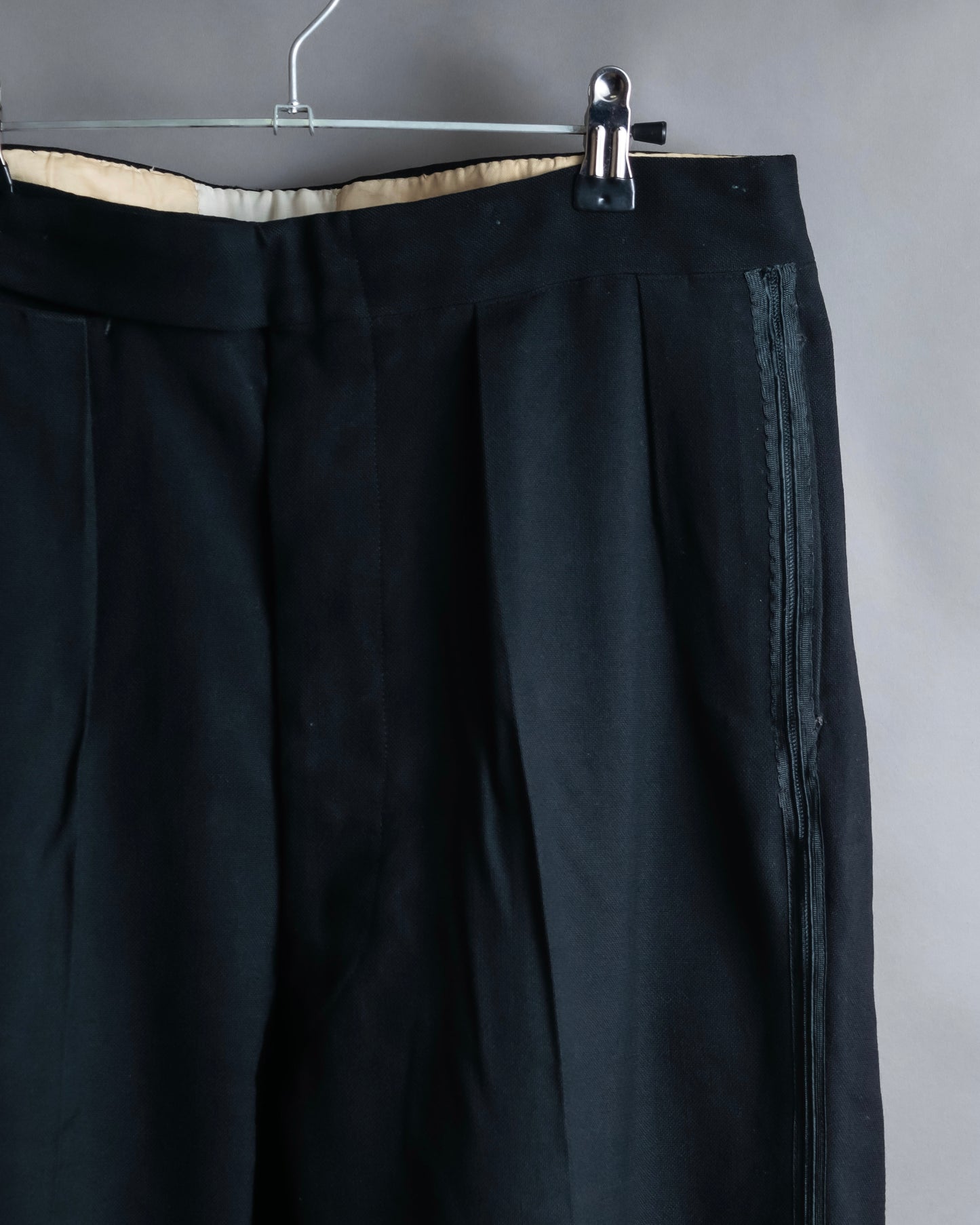 Vintage side line design wide tapered slacks